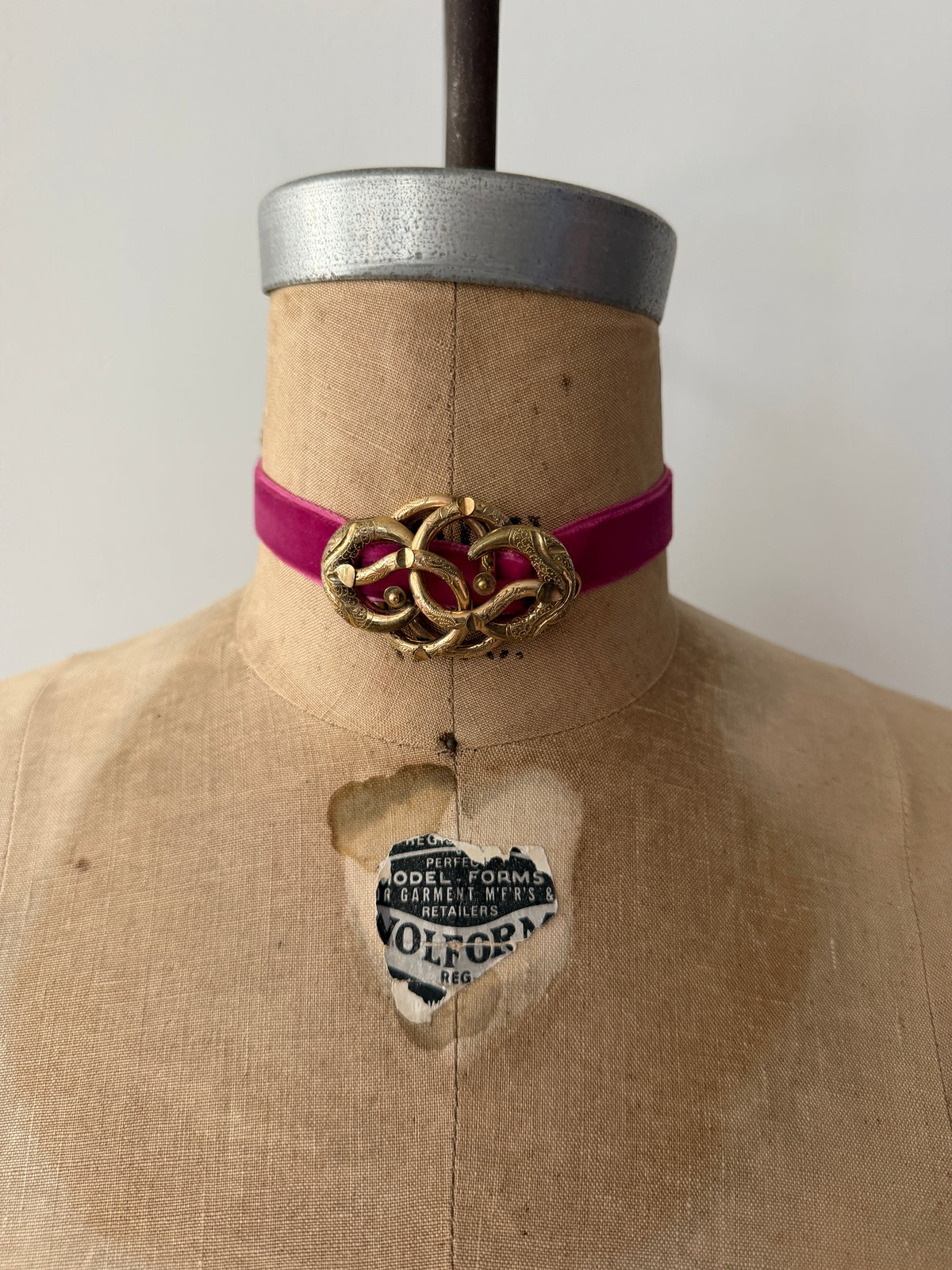 Early 1900s Antique Vintage Victorian Lover's Knot Brooch Choker or Pendant Necklace