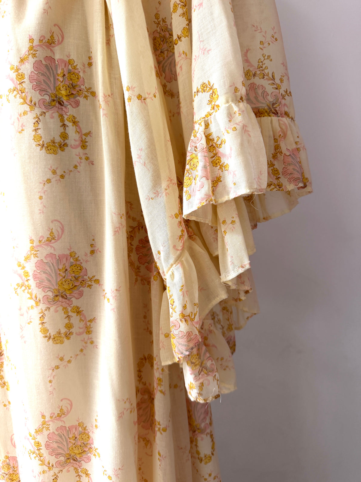 1970s Vintage Gunne Sax by Jessica Angel Kimono Bell Sleeve Maxi Wedding Bridal Dress in Seashell Siren Print