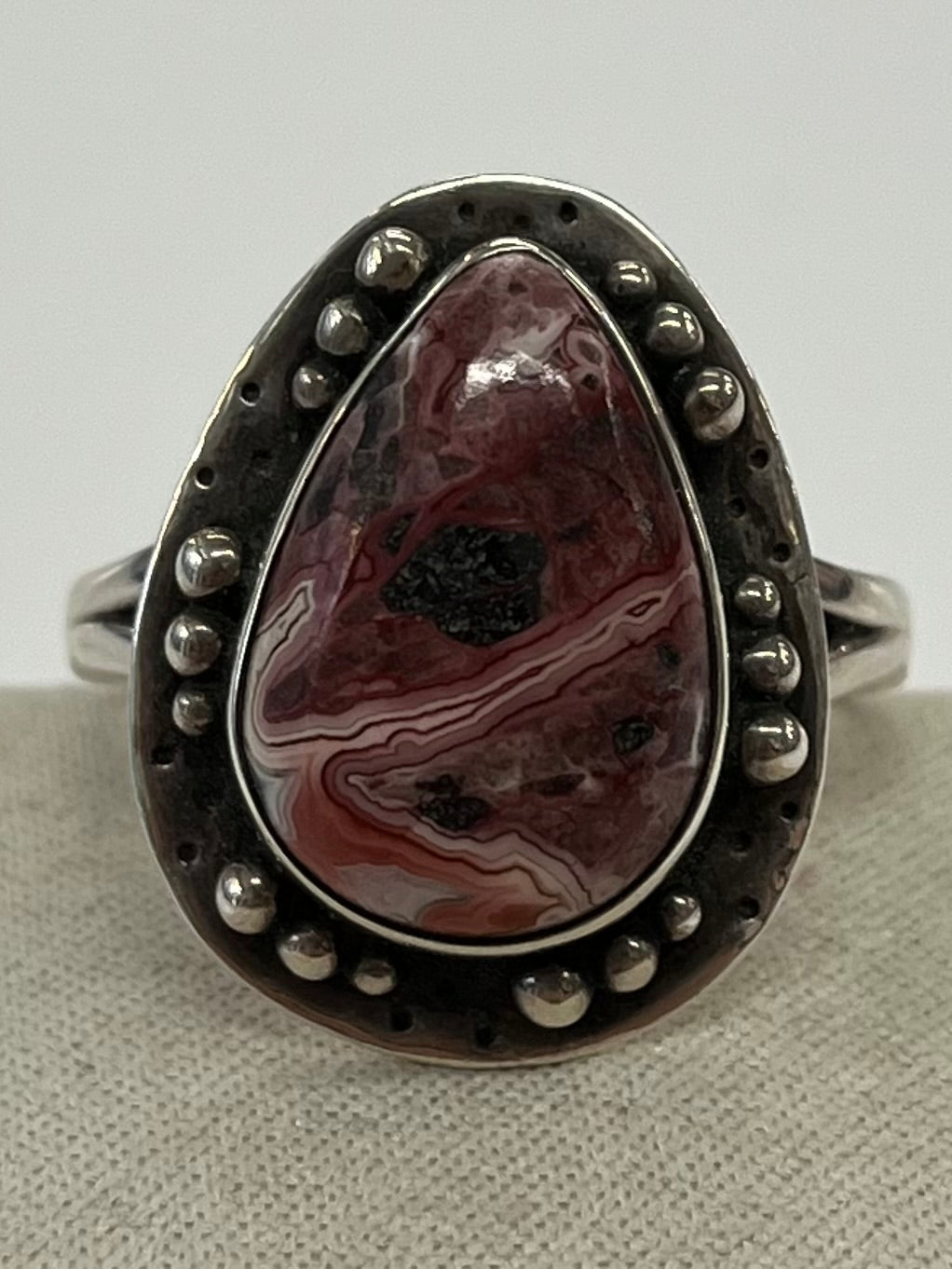1980s Vintage Sterling and Agate Southwest Ring - Size 13