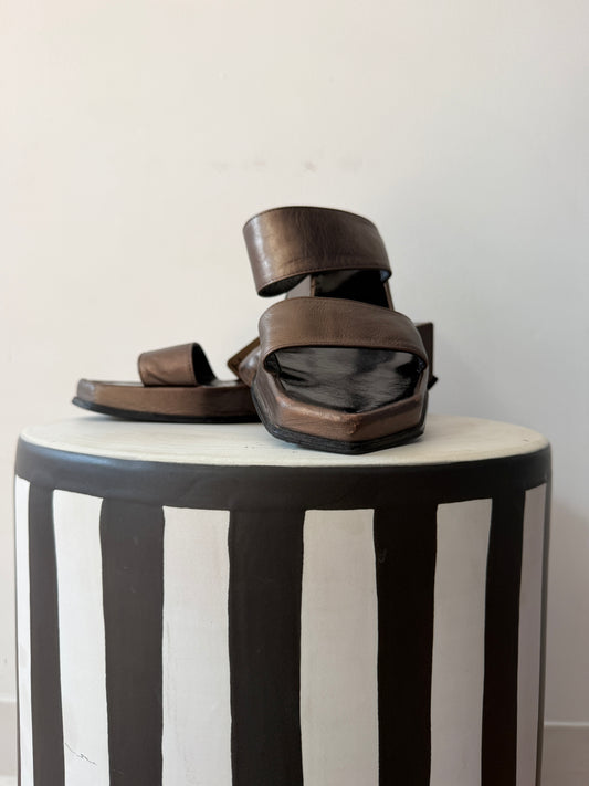 1990s Designer Robert Clergerie Metallic Leather Wedges Size 8