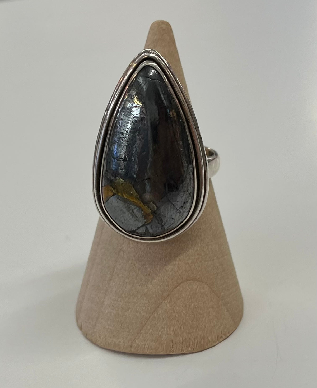1990s Vintage Nuumite and Sterling Teardrop Ring - Size 7