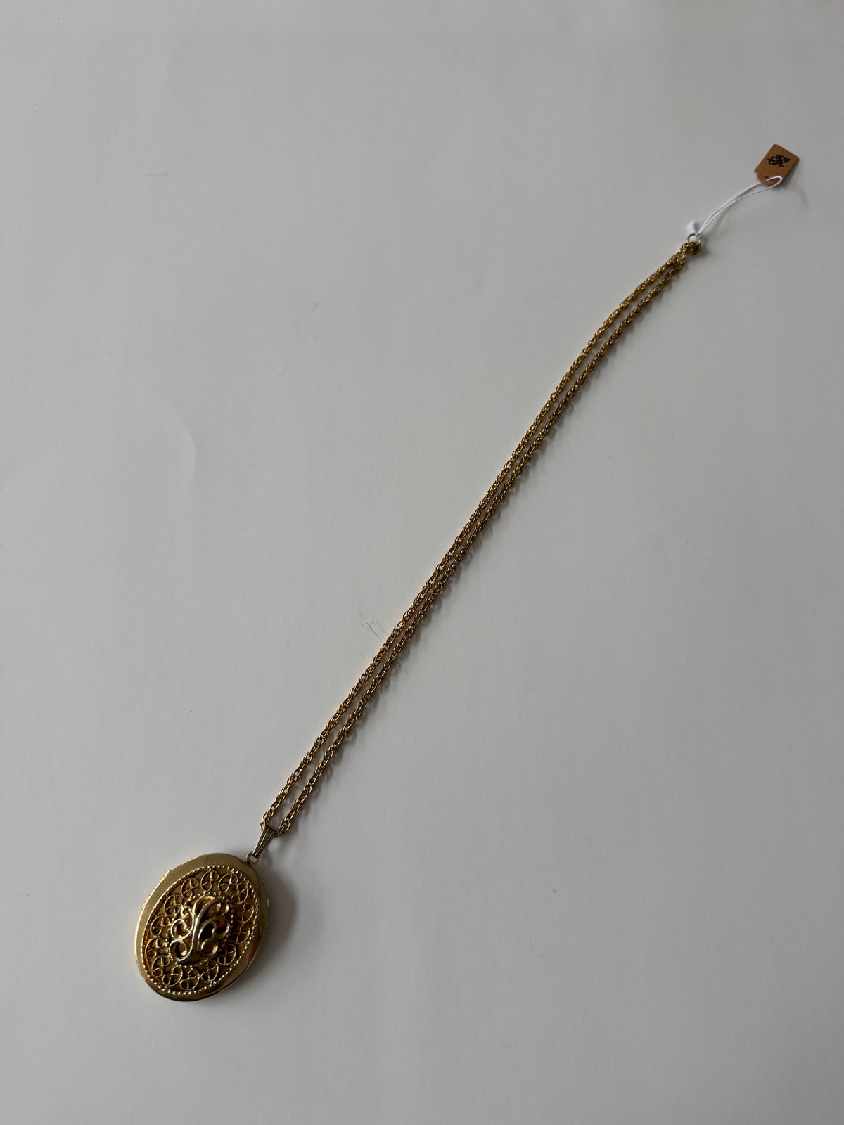 1970s Vintage Gold Toned Script Locket Pendant Necklace