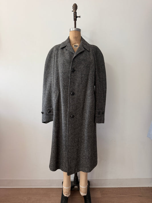 1960s Vintage Gray Harris Tweed Scottish Wool Coat