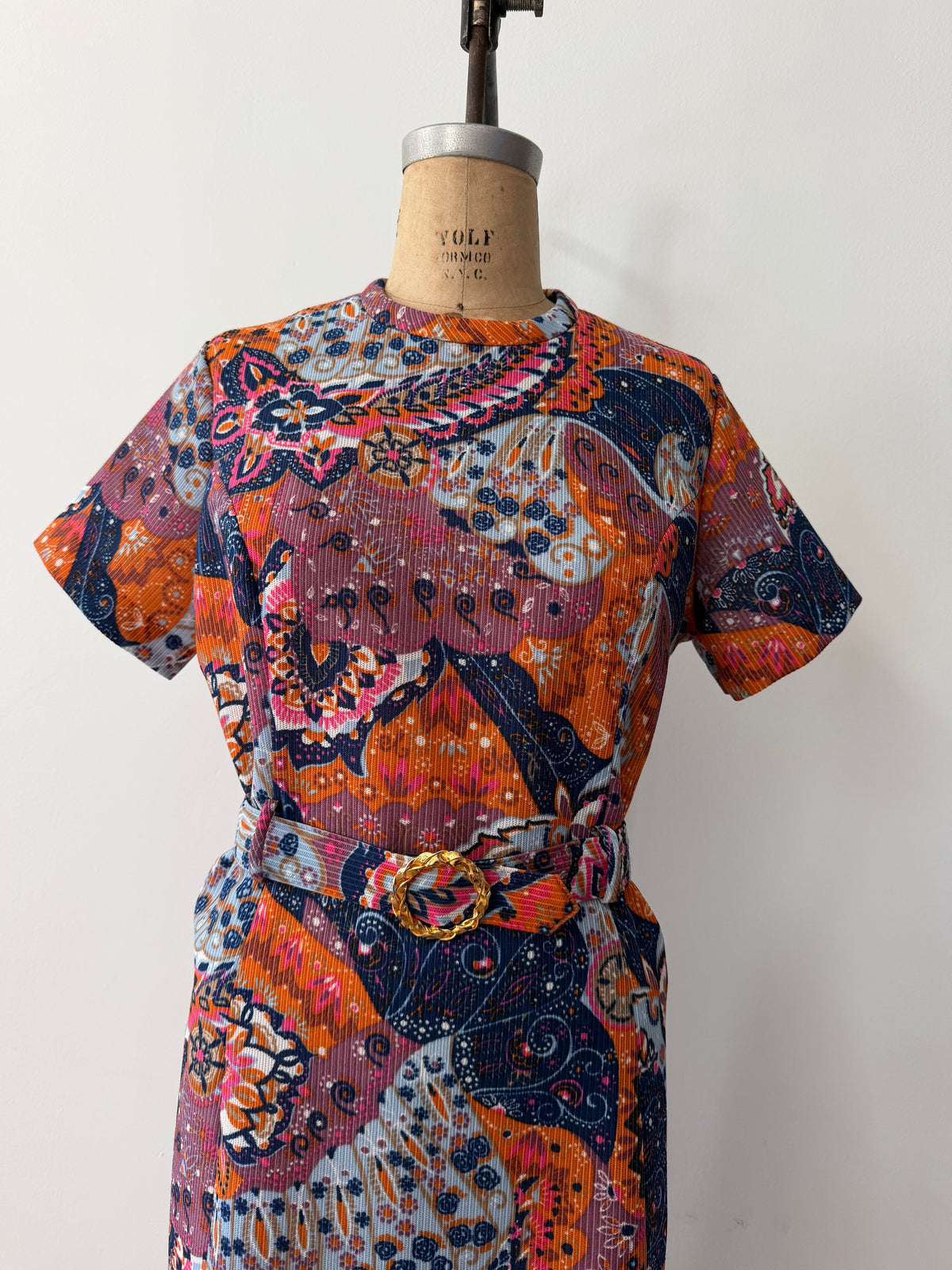 1970's Vintage Paisley Belted Shift Dress Made in USA by City Scene Plus VOLUP