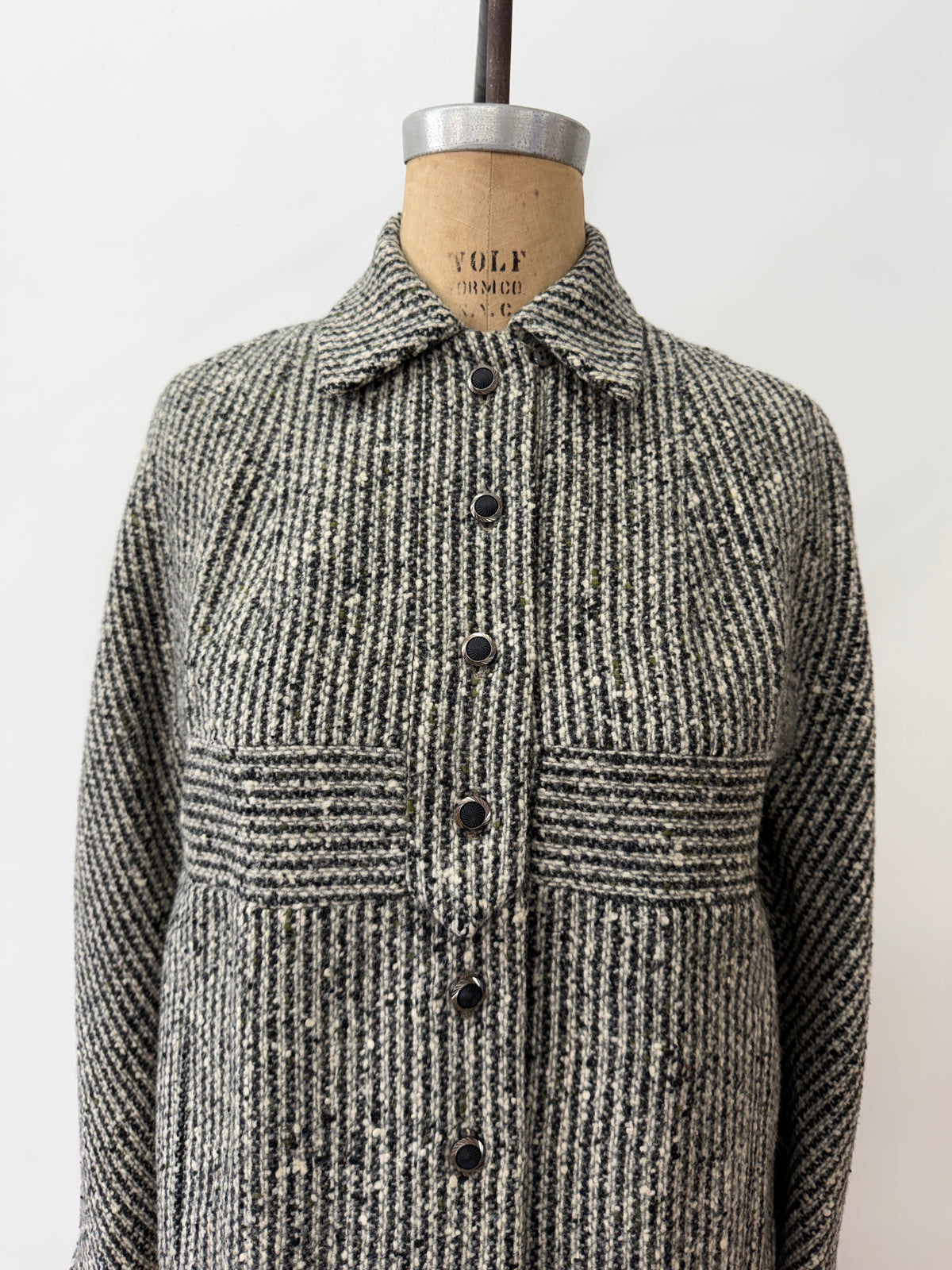 1950s Vintage Grey Wool Bouclé Tweed Cropped Jacket