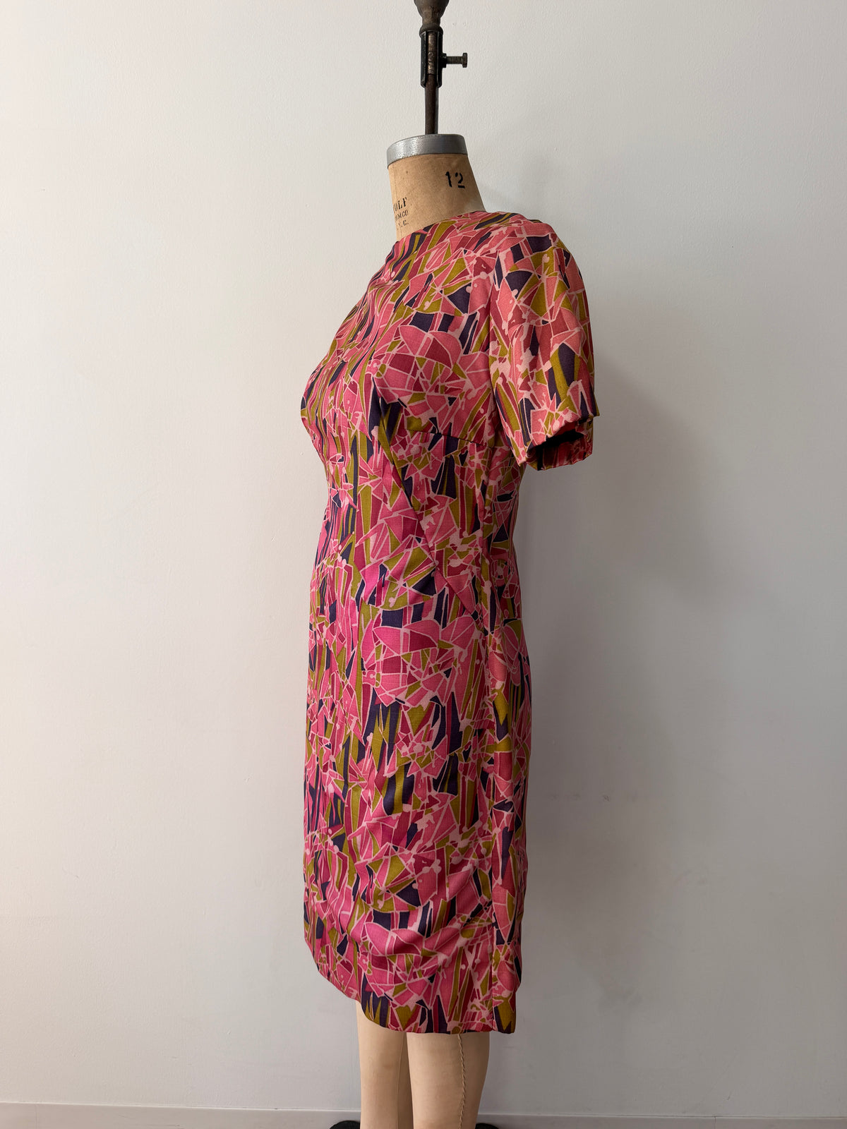 1960s Vintage Mod Abstract Print Shattering Glass A-line Dress