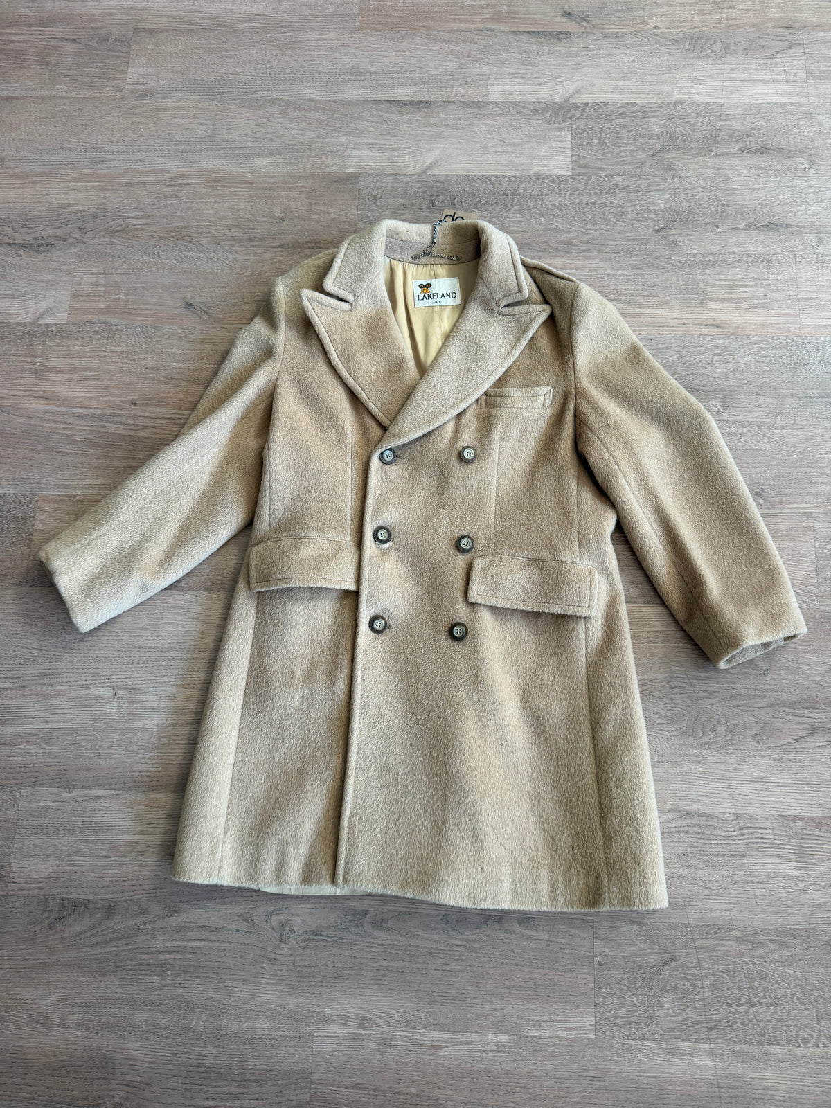1970s Vintage Wide Lapel Lakeland Camel Wool Dress Coat