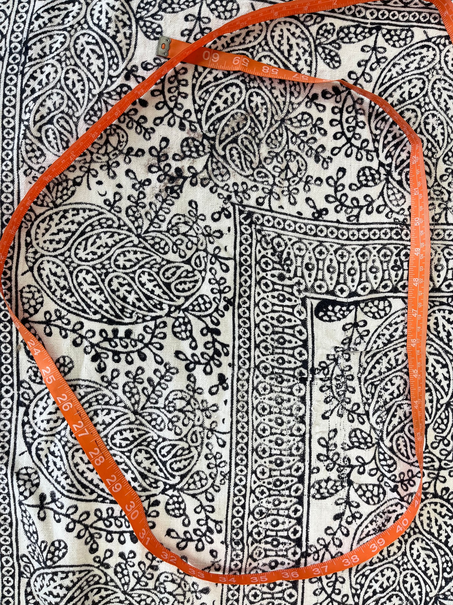 1970s Vintage Indian Cotton Hand Block Printed Uncut Fabric Yardage - Fish / Floral / Black and White - 101" x 168" (#15)