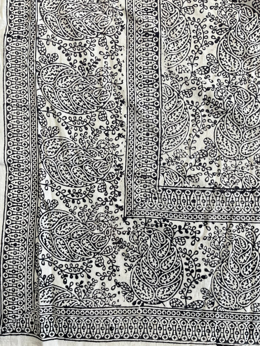 1970s Vintage Indian Cotton Hand Block Printed Uncut Fabric Yardage - Fish / Floral / Black and White - 101" x 168" (#15)