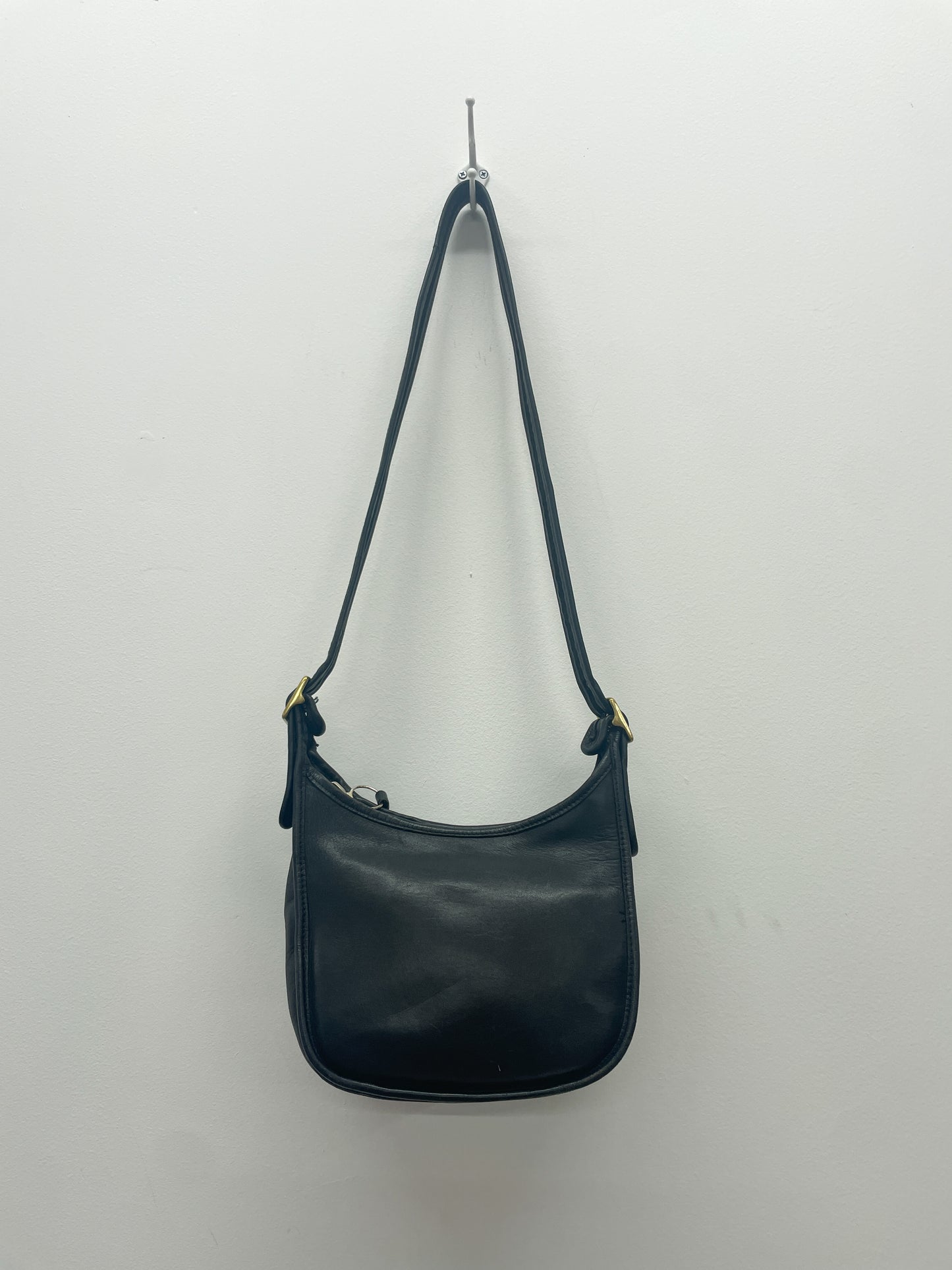 1990s Vintage COACH Janice's Legacy Slouchy Bucket Crossbody Purse #9950