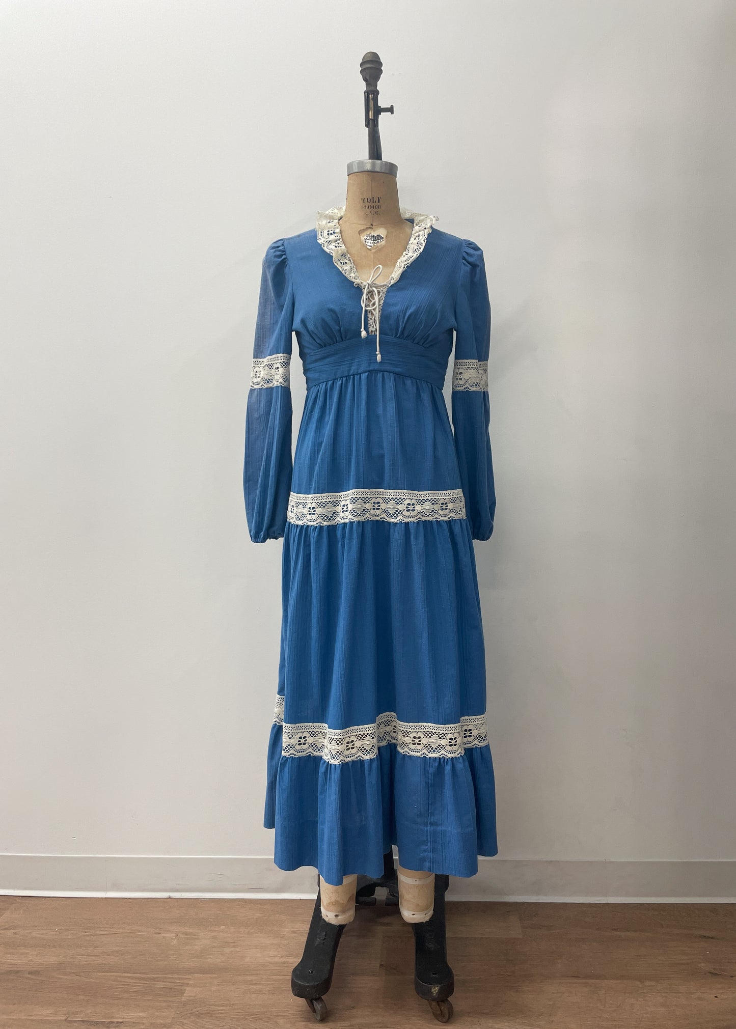 1970s Vintage Romantic Blue Prairie Maxi Dress