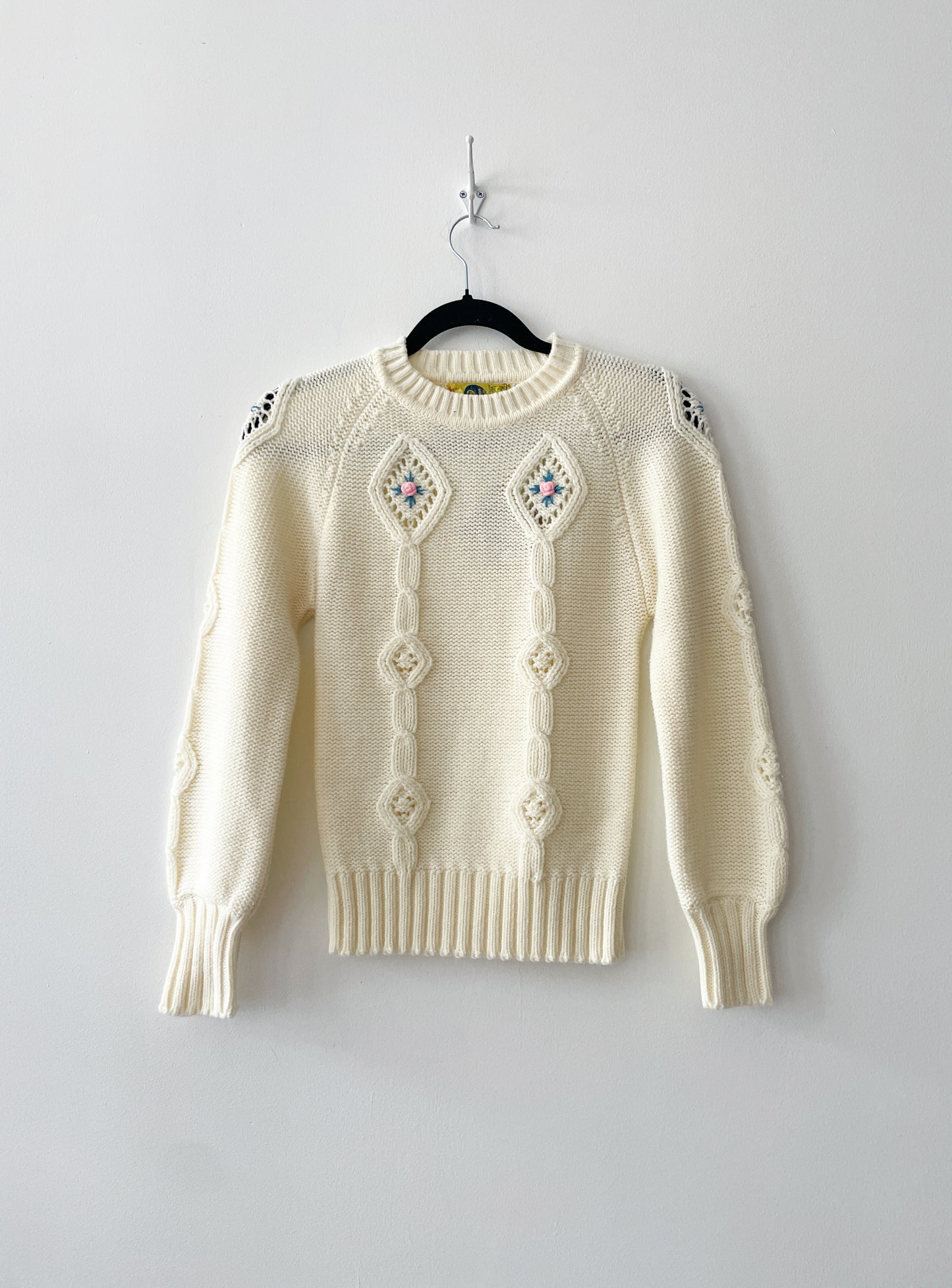 1970s - 1980s Vintage Chunky Cream Knit Sweater With Floral Cutouts