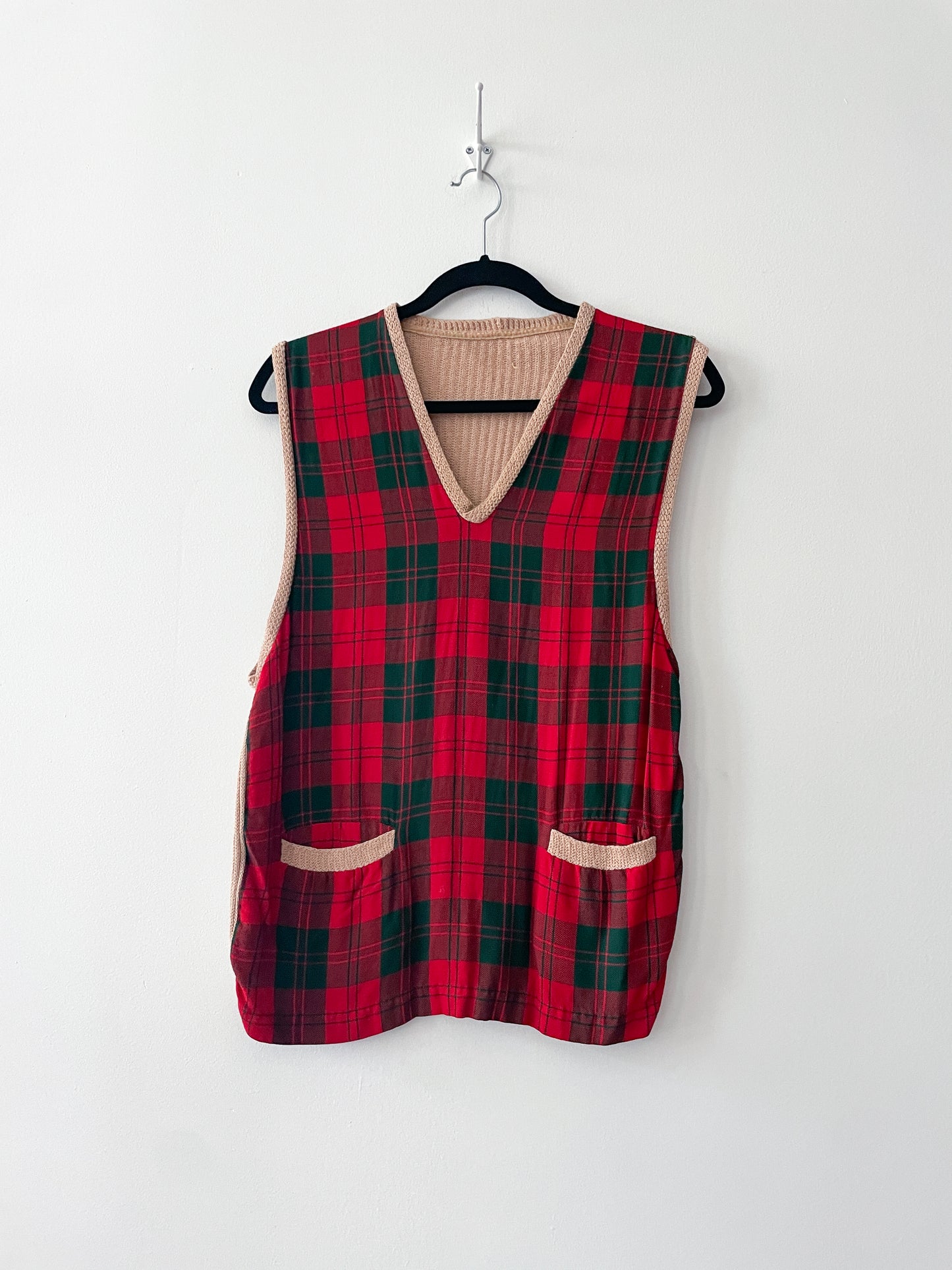1950s Vintage Red and Green Plaid Sweater Pullover Vest