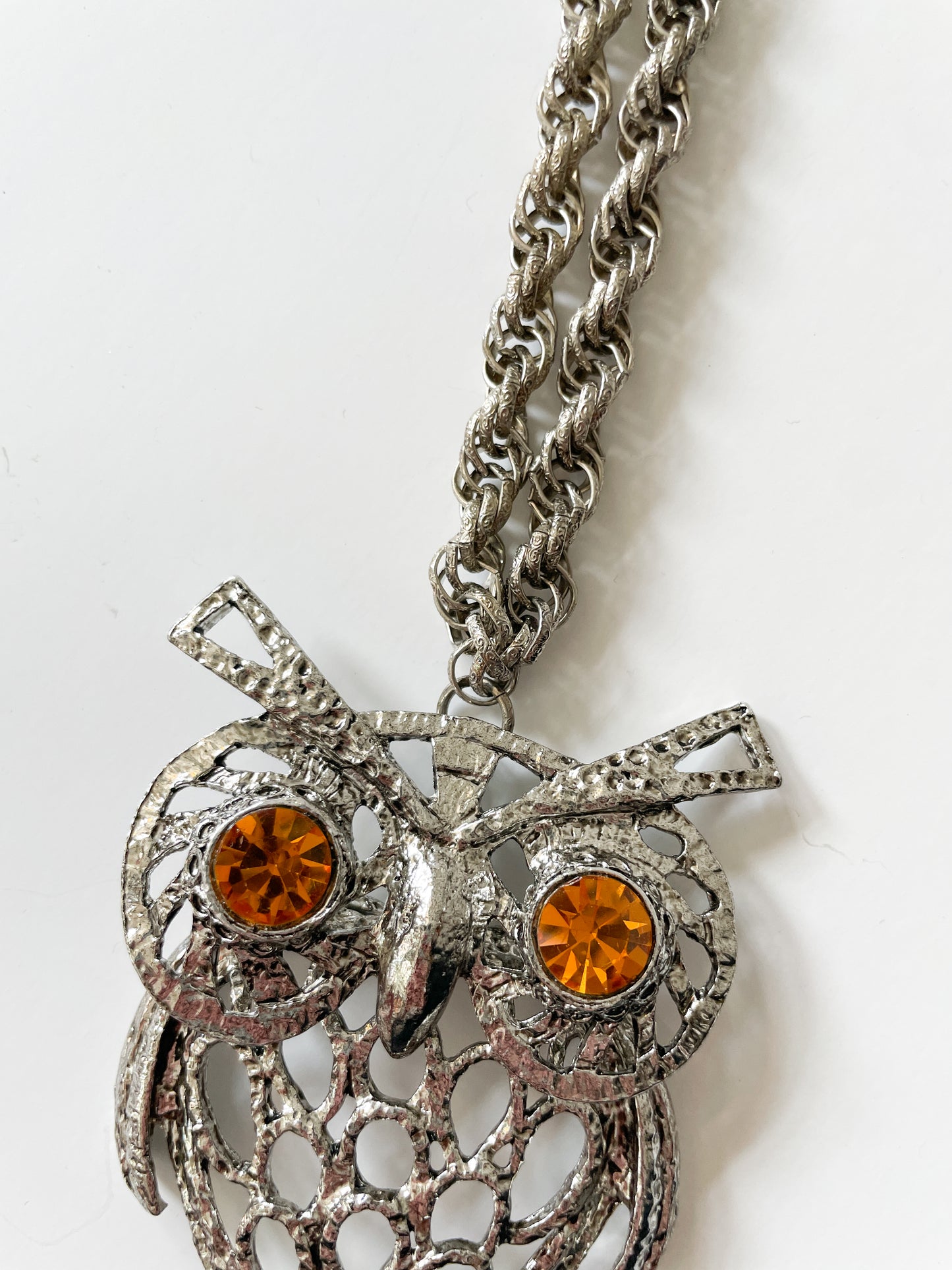 1970s Vintage Articulated Large Owl Novelty Statement Necklace