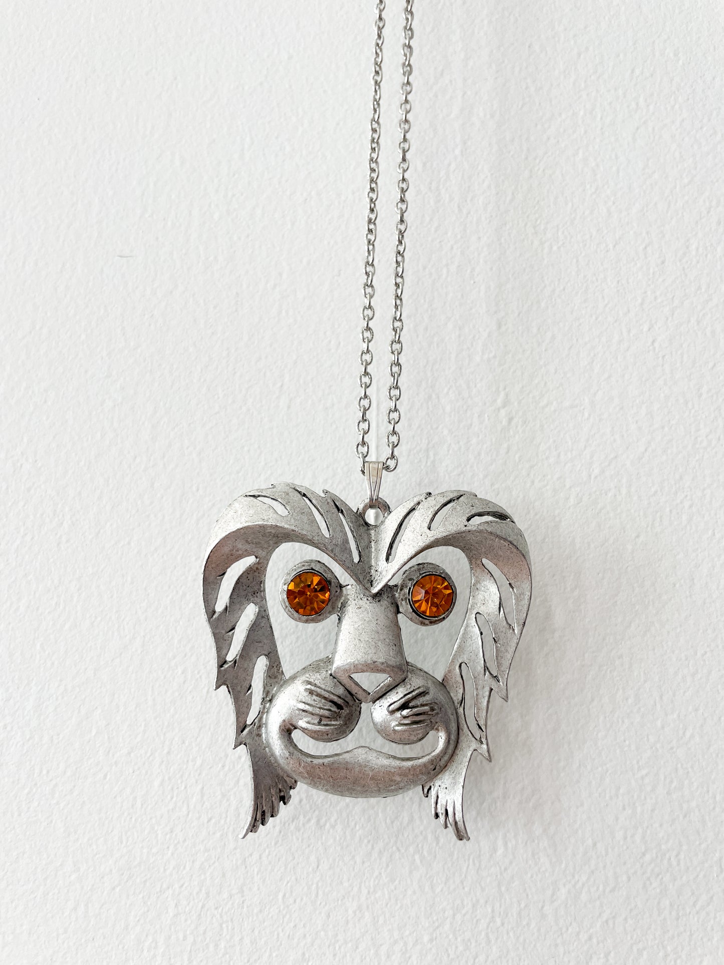 1970s Vintage Lion's Head Novelty Statement Necklace