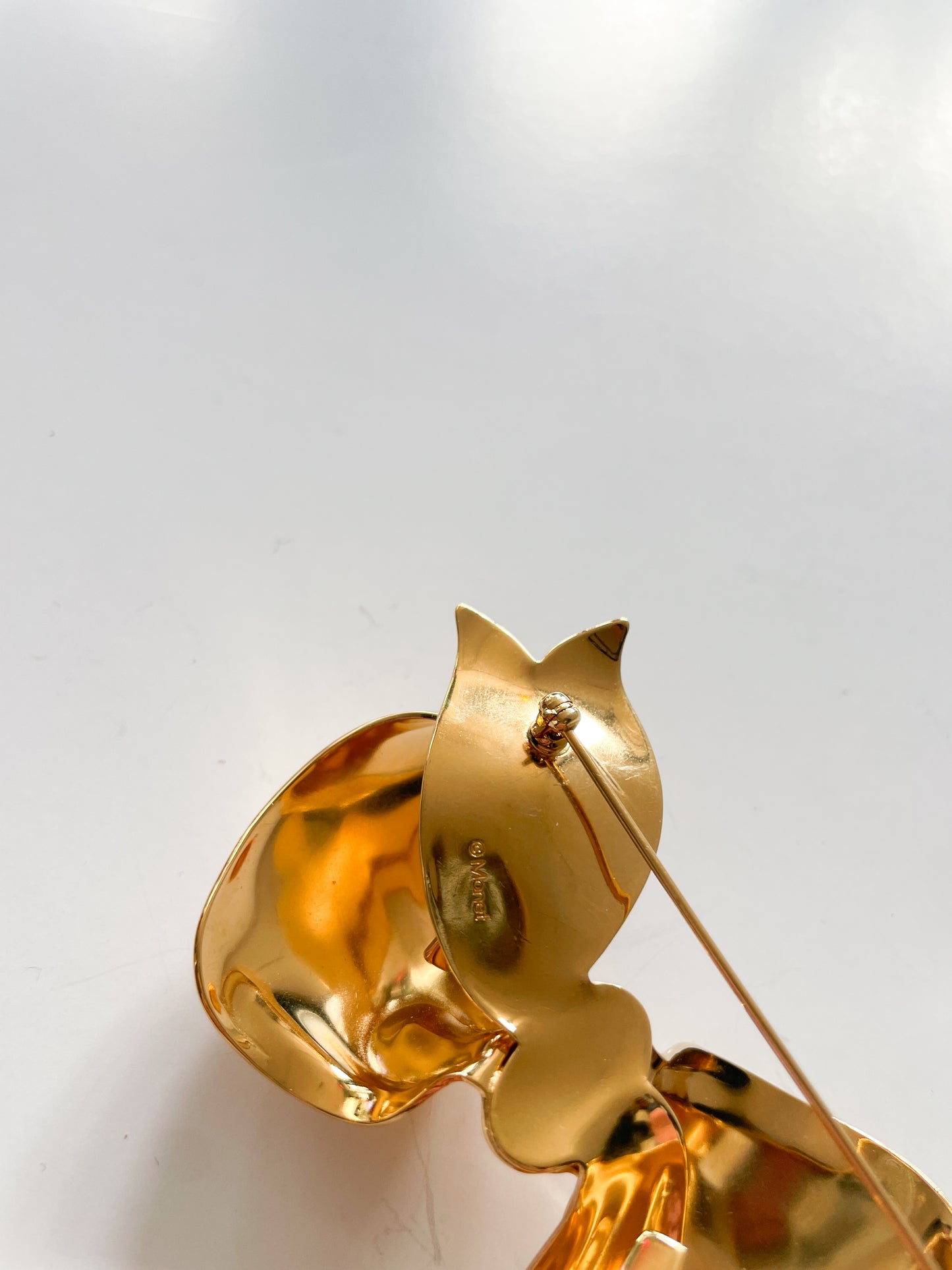 1980s Vintage Gold Bow Brooch Pin