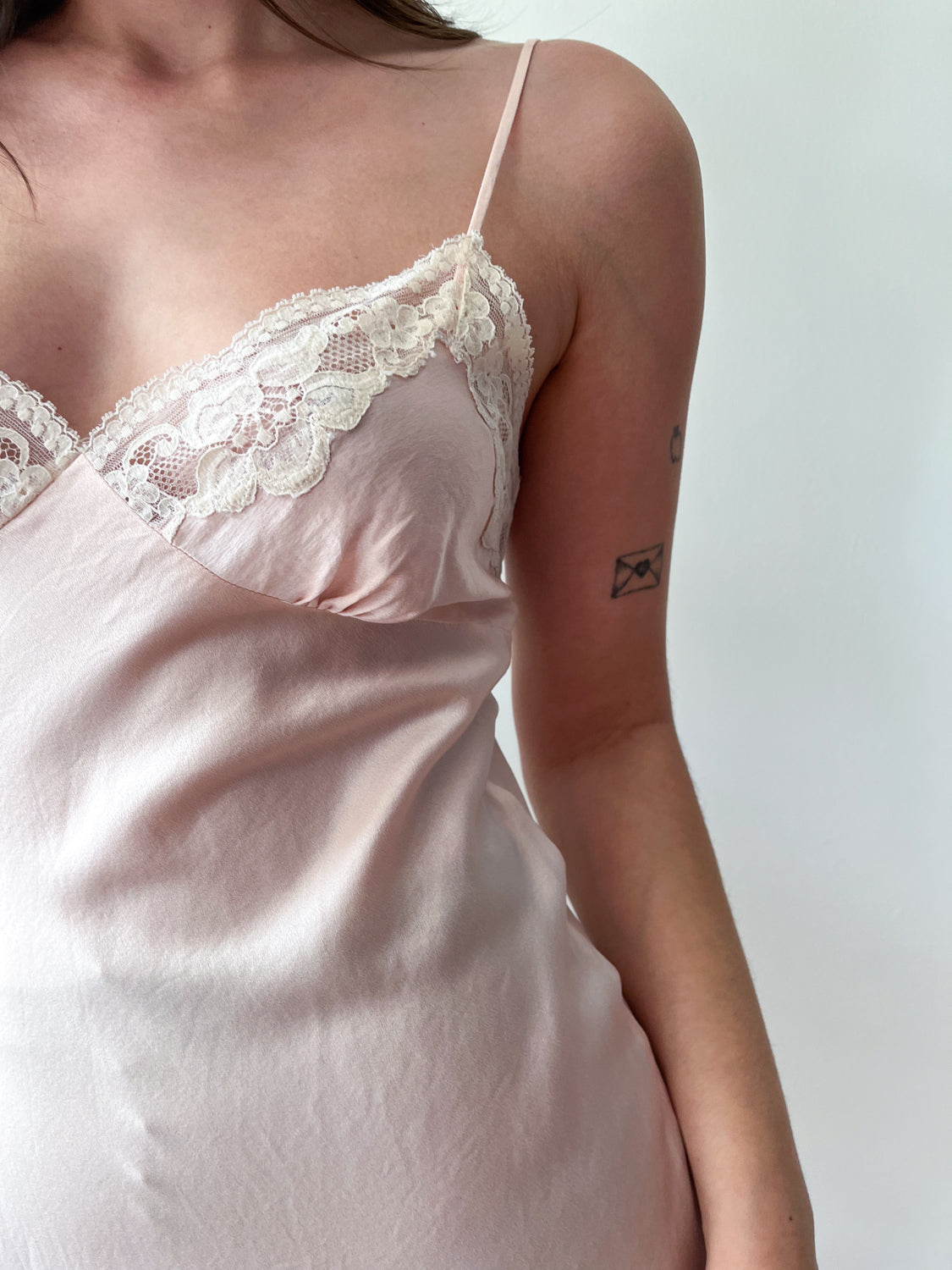 1970s Vintage Baby Pink Silk and Lace Lingerie Full Slip