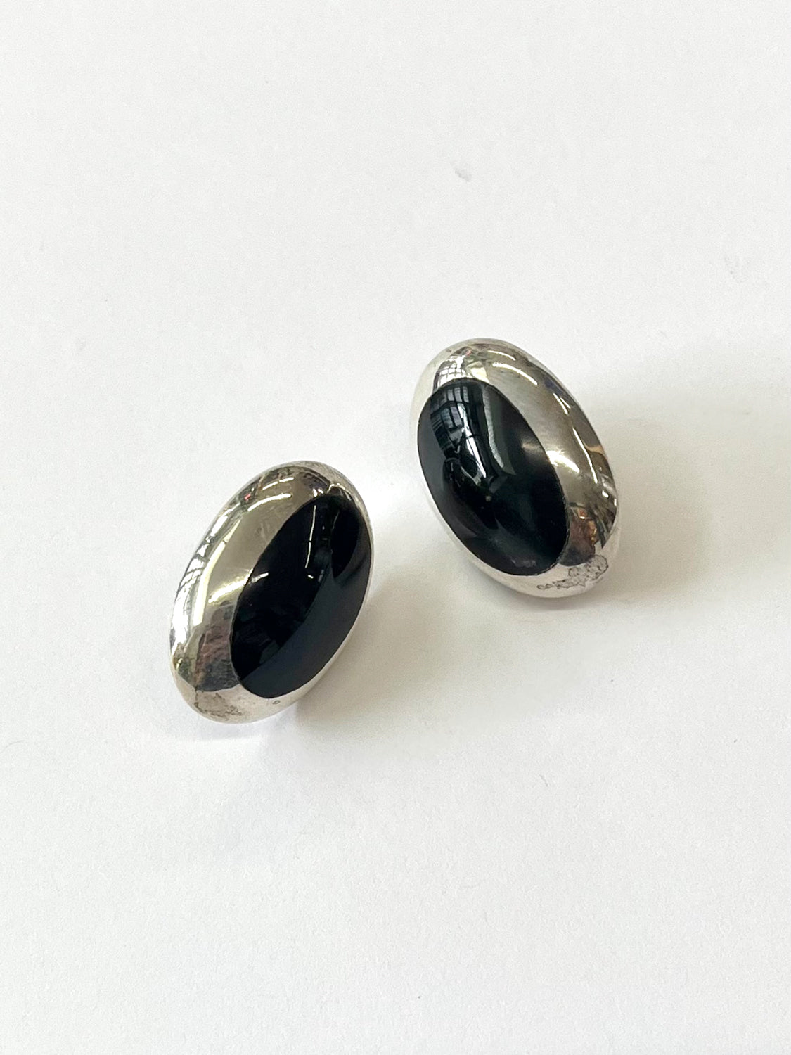 1980s Vintage Signed Sterling + Onyx Oval Stud Earrings - Taxco, Mexico