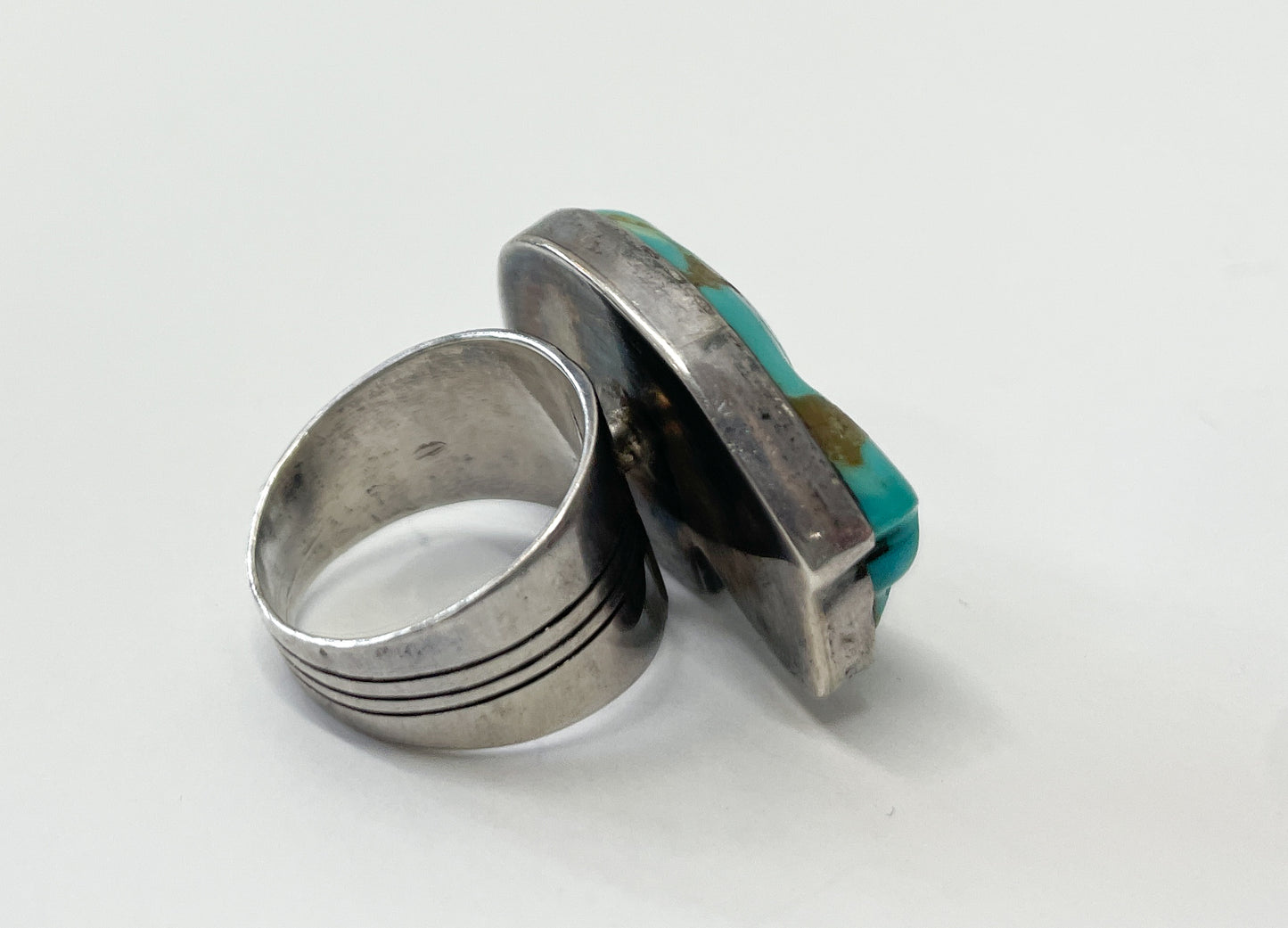 1970s Vintage Turquoise Bear Fetish Ring Size 7