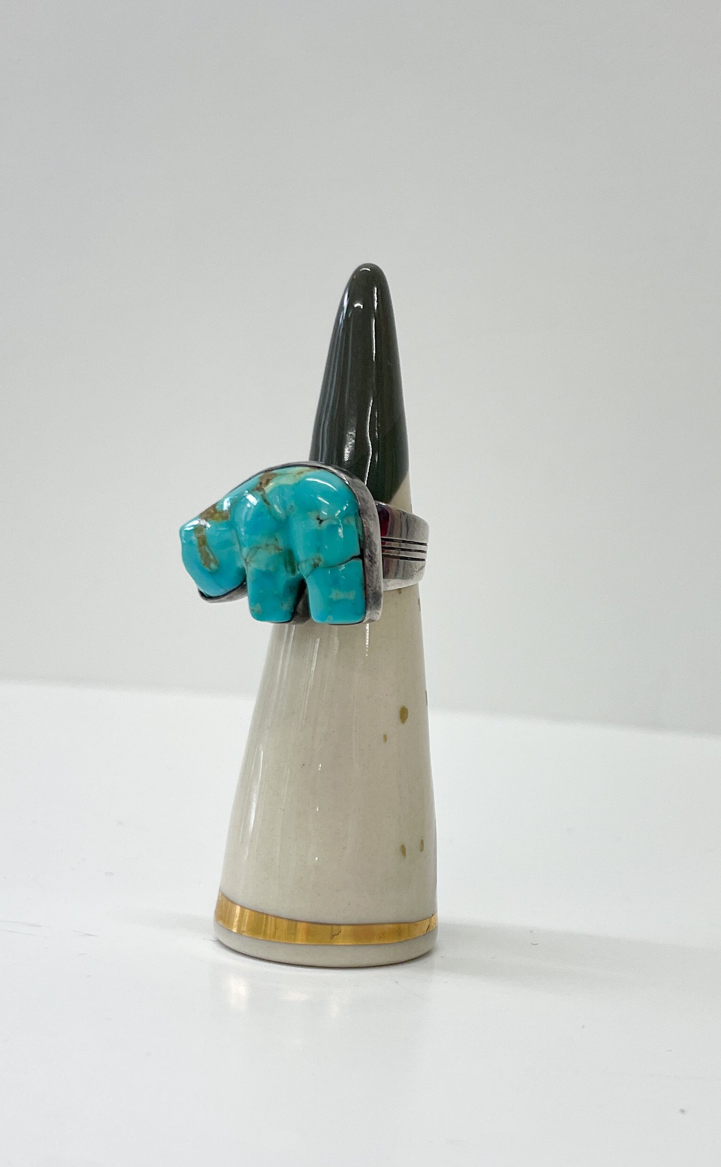 1970s Vintage Turquoise Bear Fetish Ring Size 7