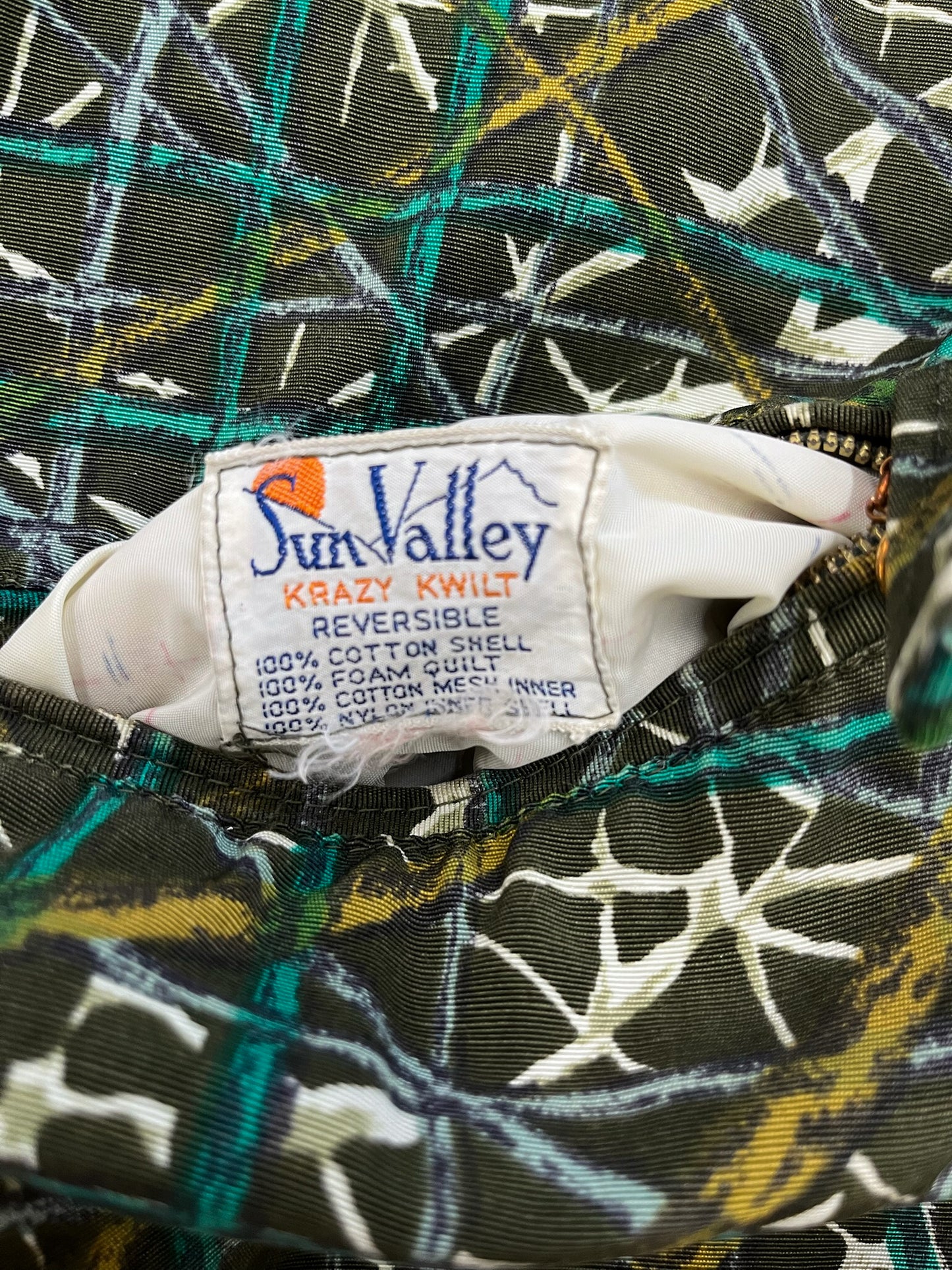 1960s Vintage Sun Valley Krazy Kwilt Reversible Quilted Ski Jacket