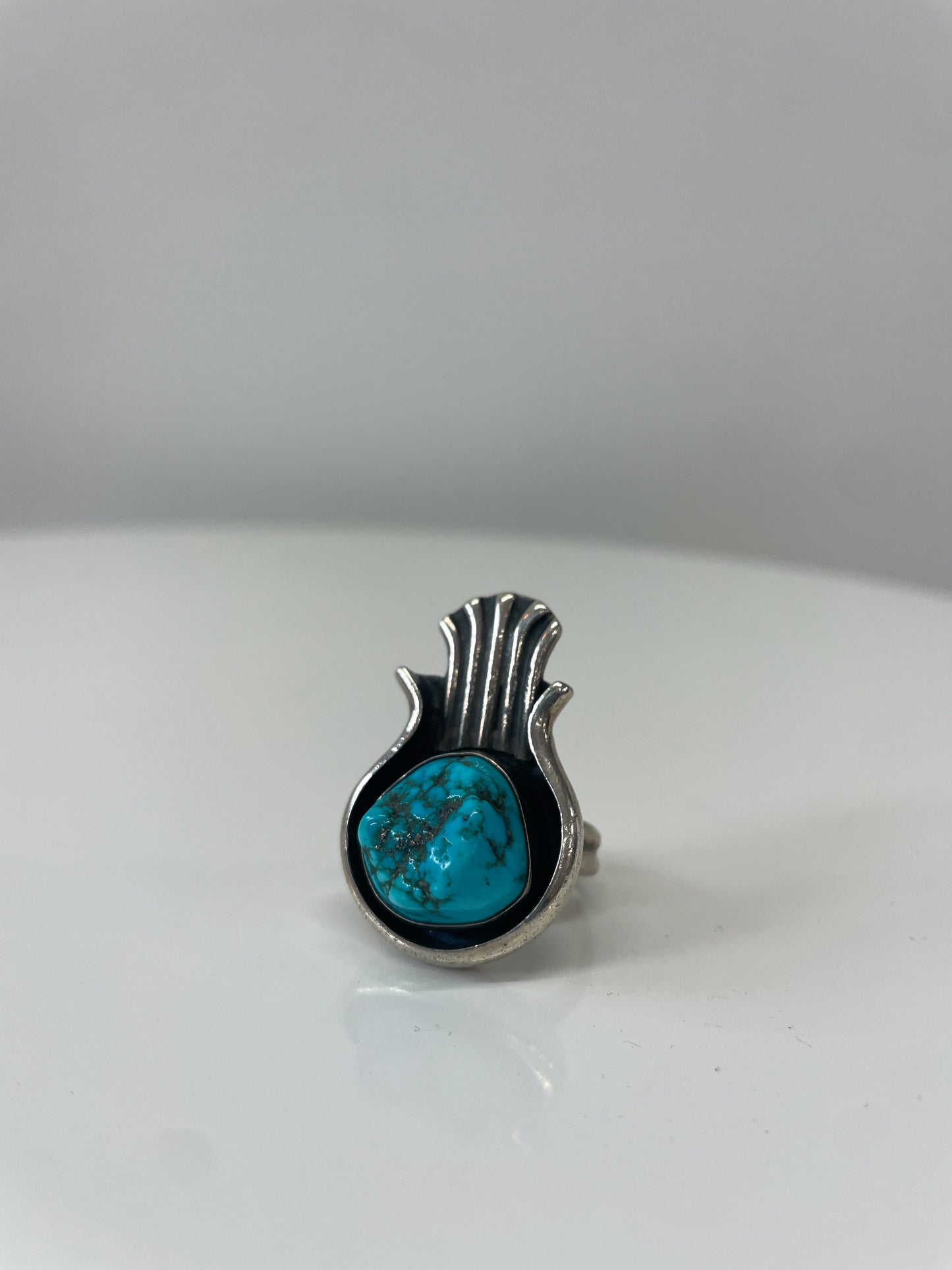1970s Vintage Turquoise Sand Cast Ring Native American Size 8