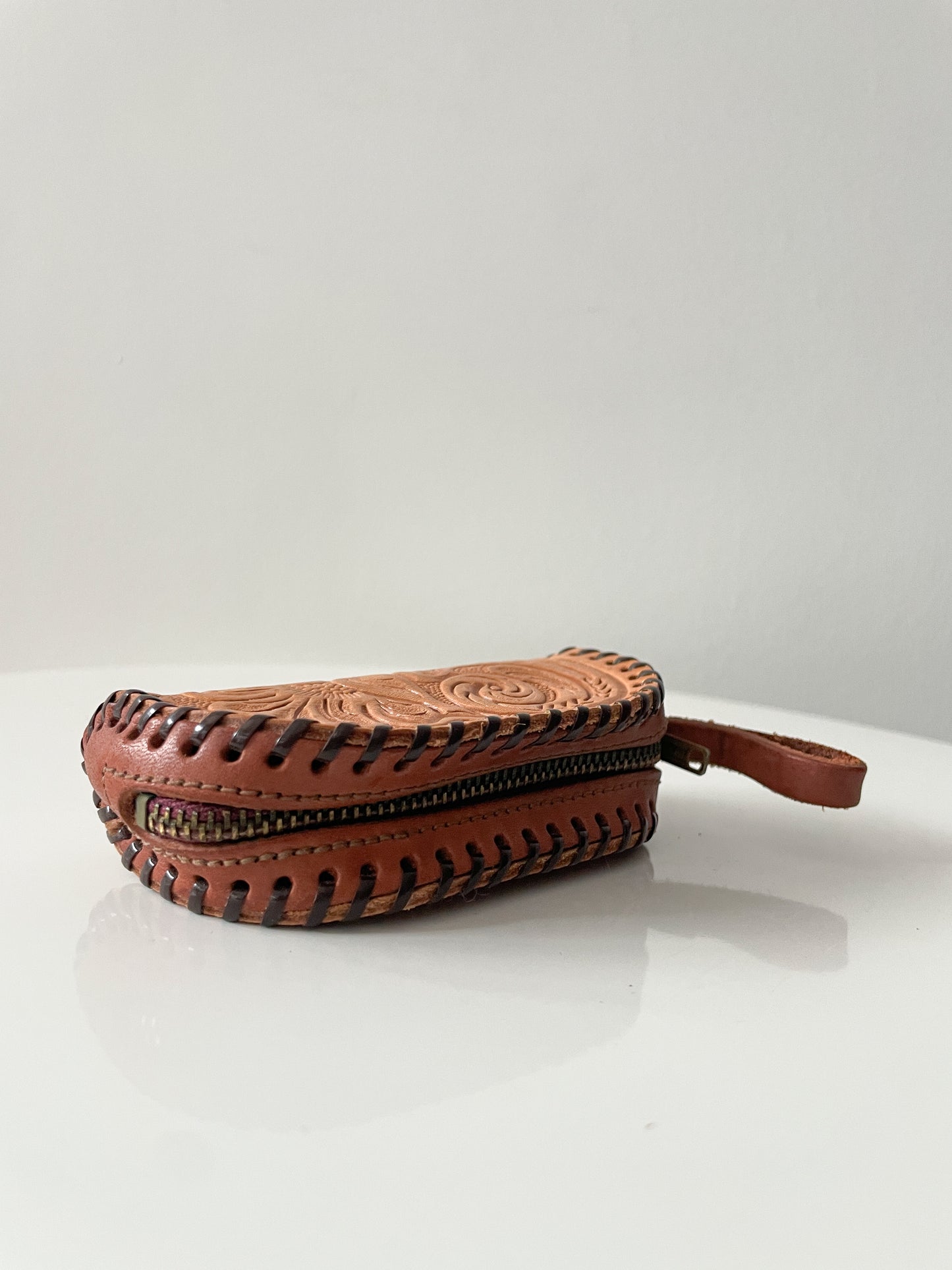 1970s Vintage Tooled Leather Zip Pouch Coin Purse