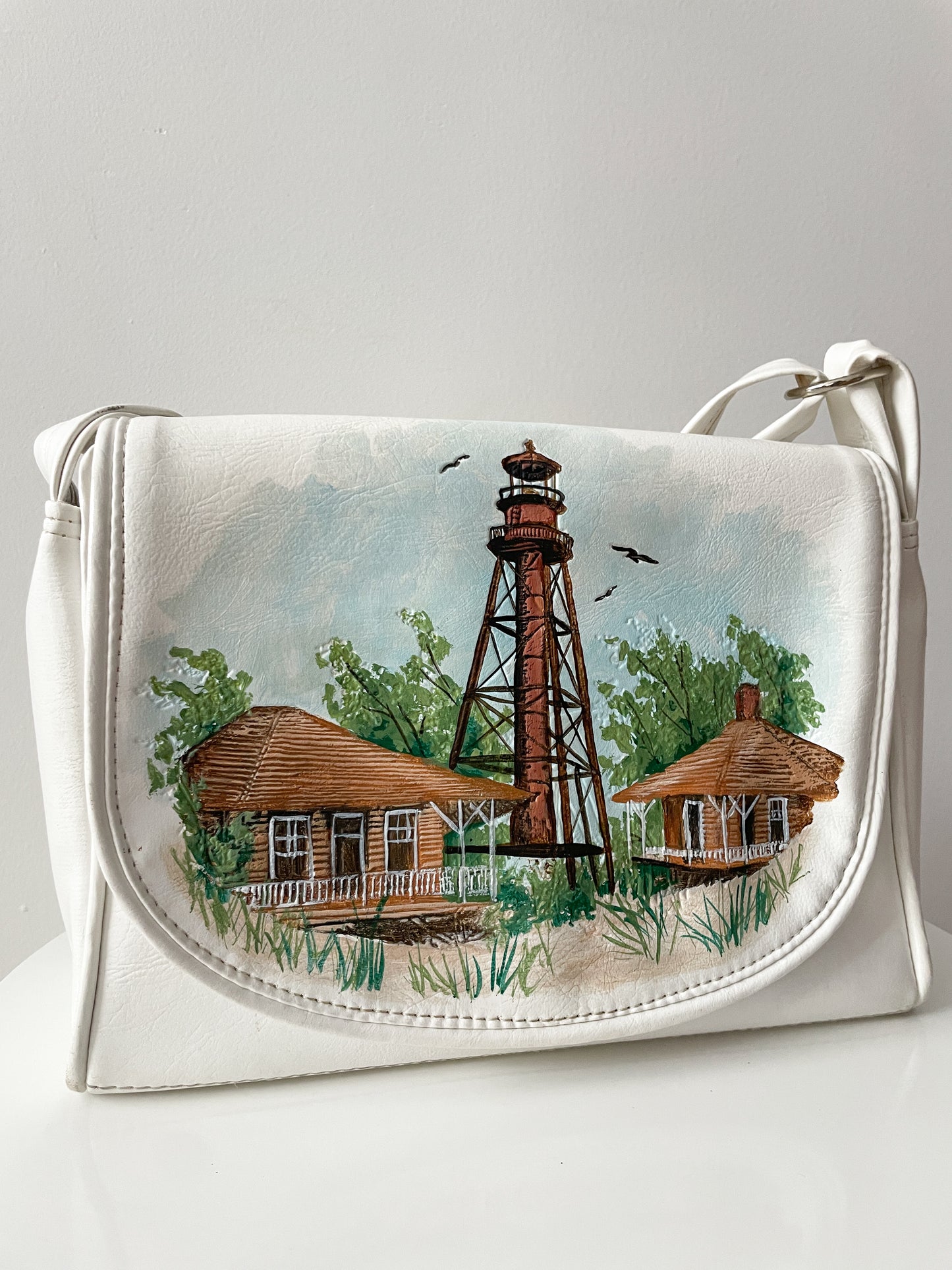1980s Vintage Light House Sanibel Island Florida Painted Vinyl Shoulder Bag Purse