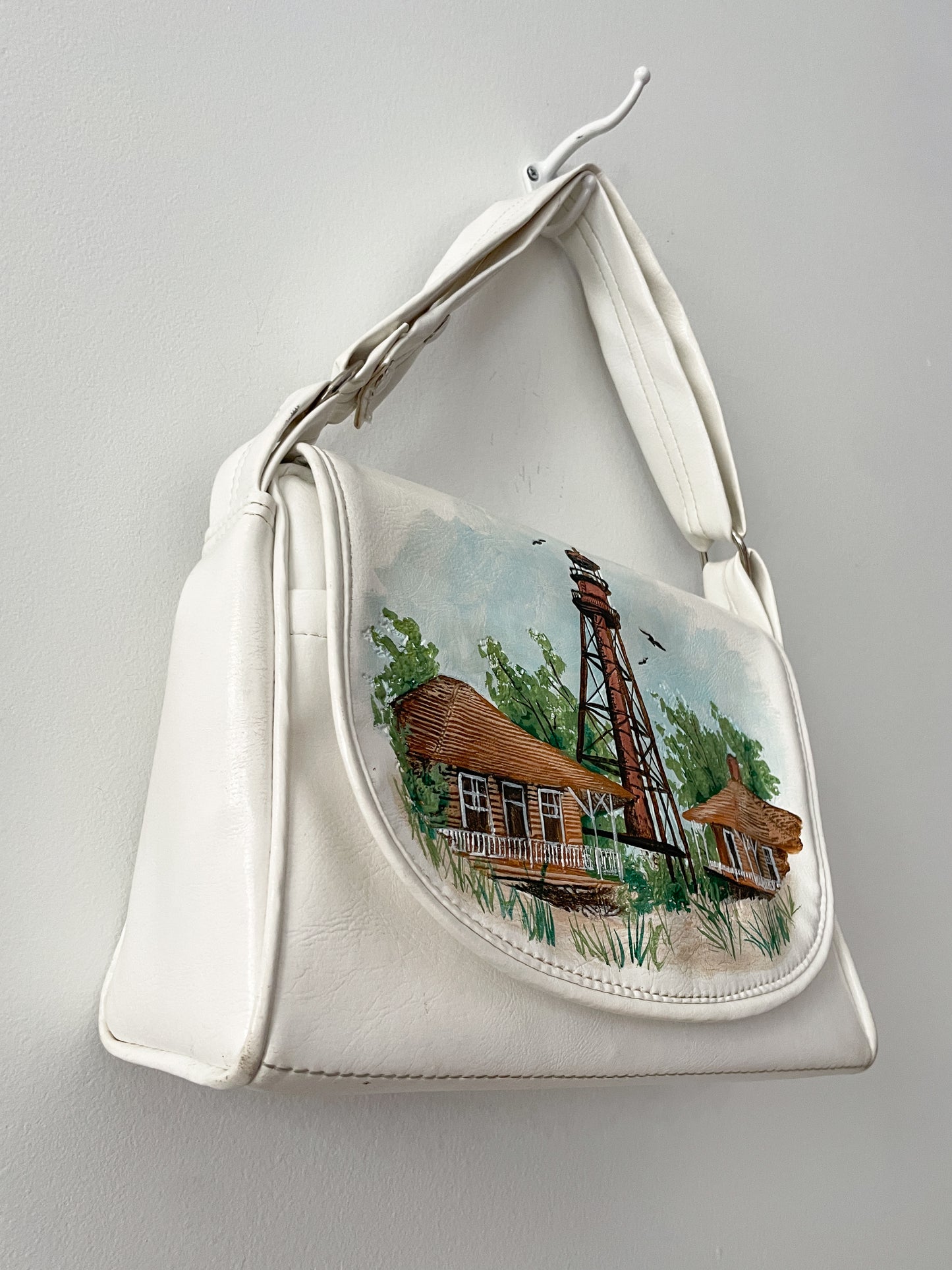 1980s Vintage Light House Sanibel Island Florida Painted Vinyl Shoulder Bag Purse