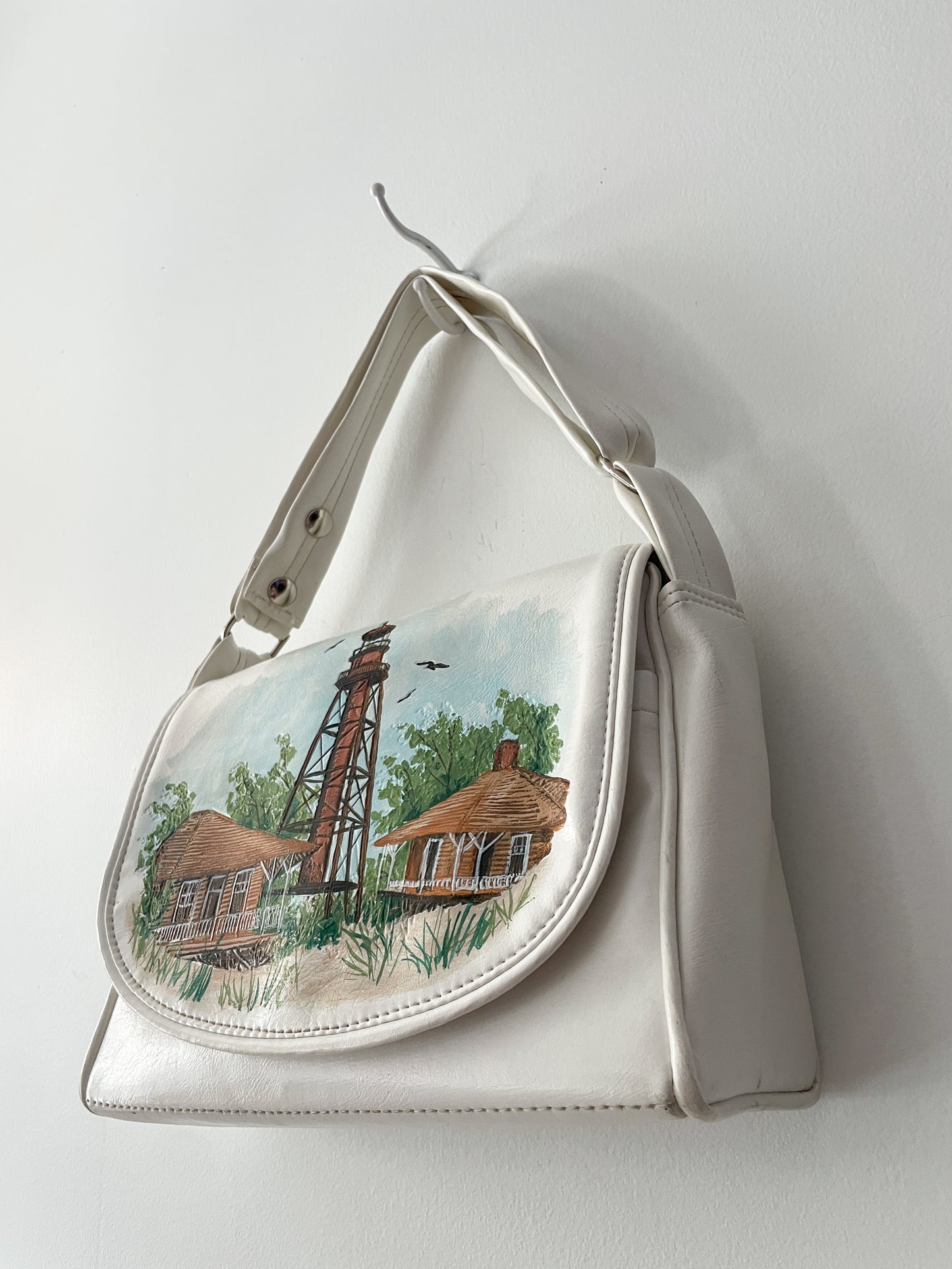 1980s Vintage Light House Sanibel Island Florida Painted Vinyl Shoulder Bag Purse