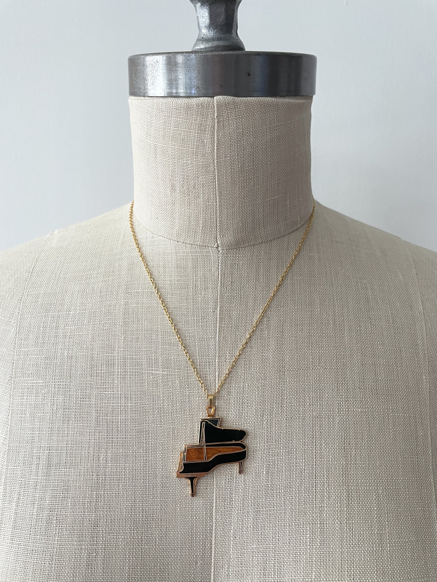 1980s Vintage Grand Piano Pendant Necklace