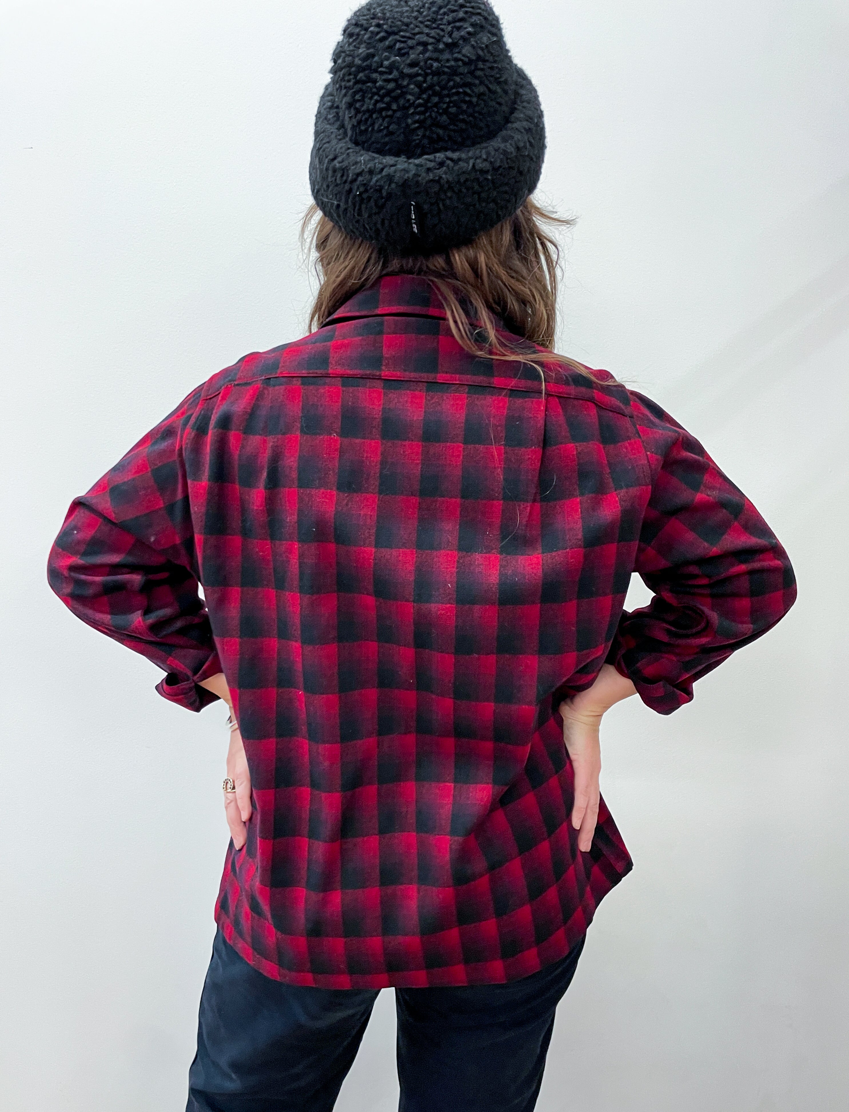 1950s Vintage Pendleton Red Shadow Plaid Flannel Button Down – The