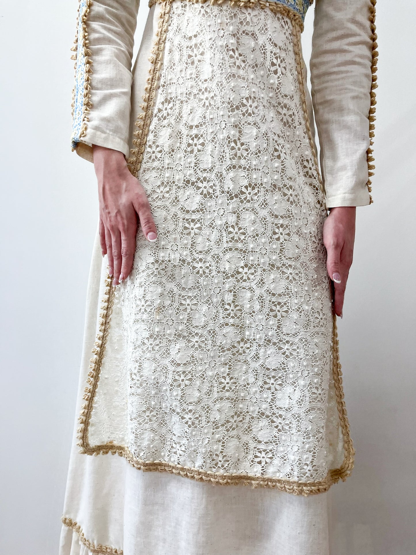 1960s to early 1970s Black Label Gunne Sax Medieval Revival Renaissance Prairie Dress 1969