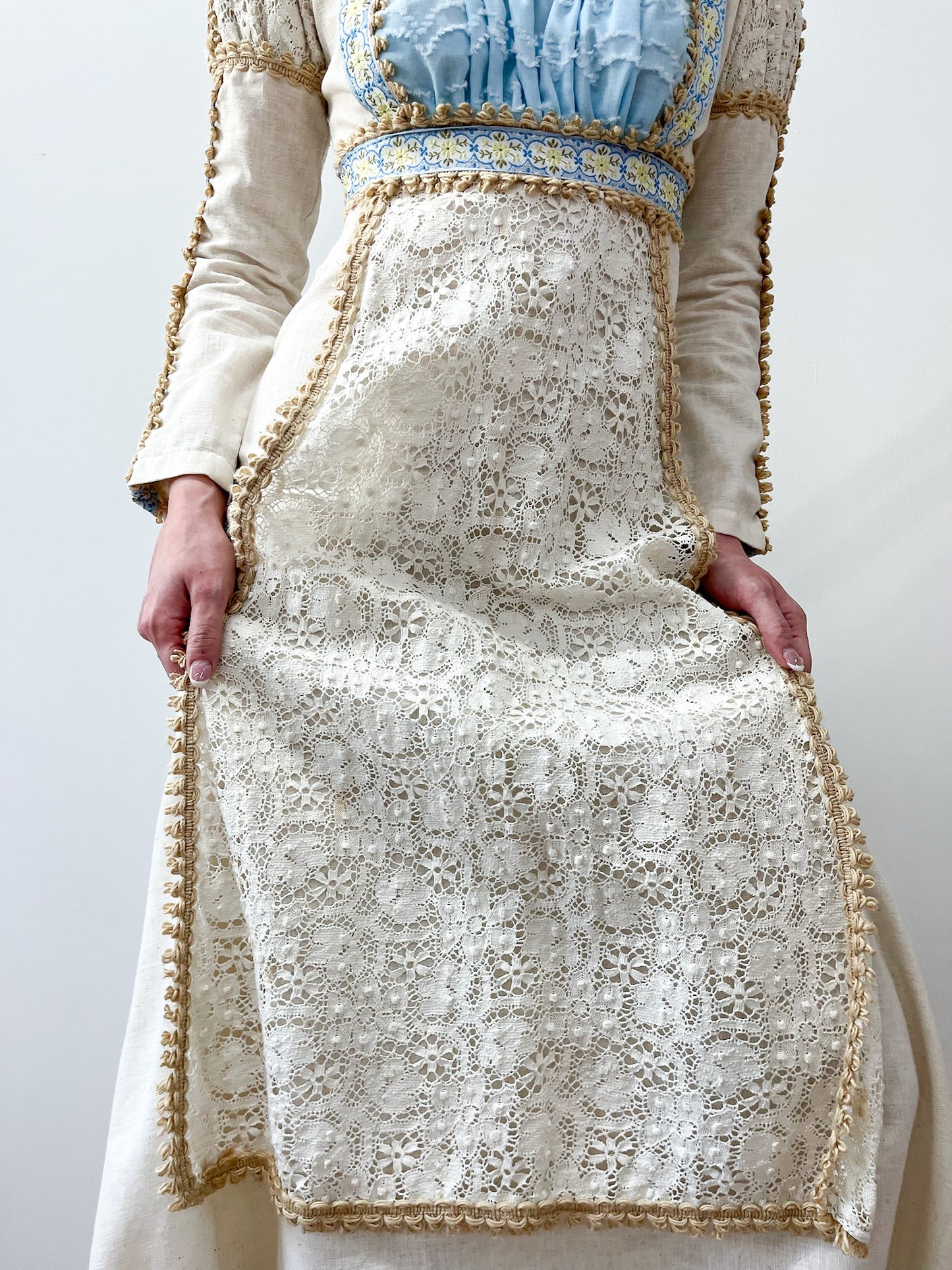 1960s to early 1970s Black Label Gunne Sax Medieval Revival Renaissance Prairie Dress 1969