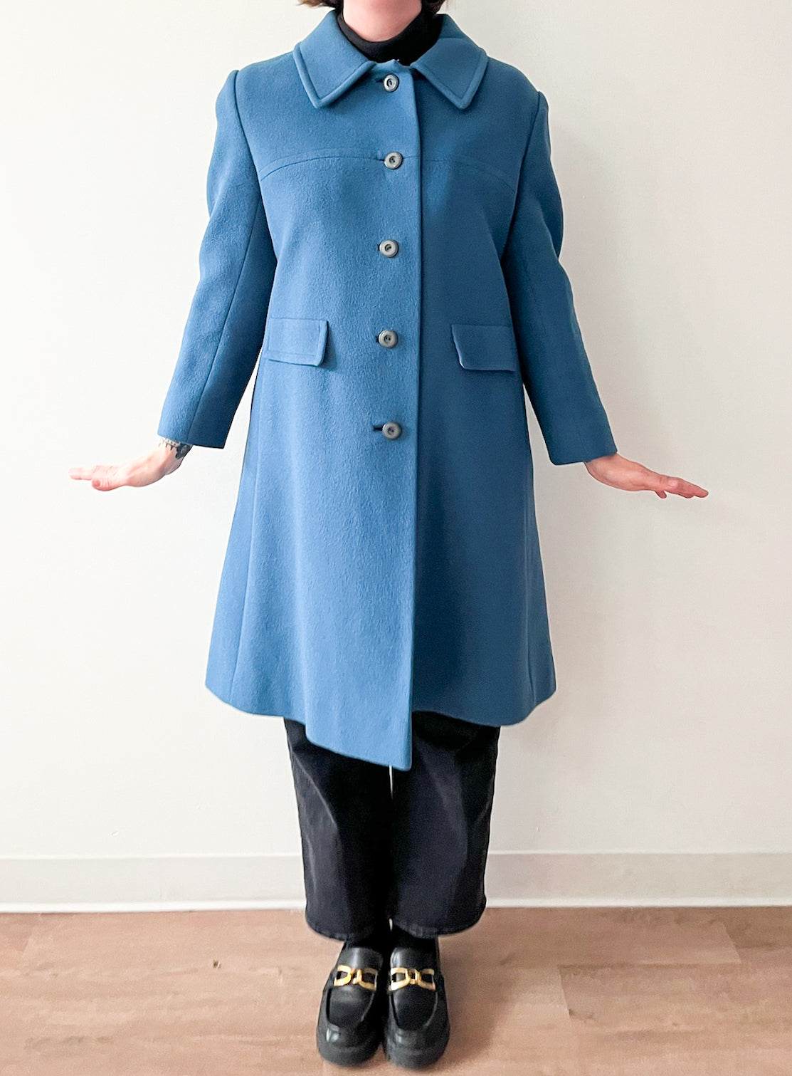 1960s Vintage Pure Cashmere Blue Collared Preppy Madeline Vibes Coat