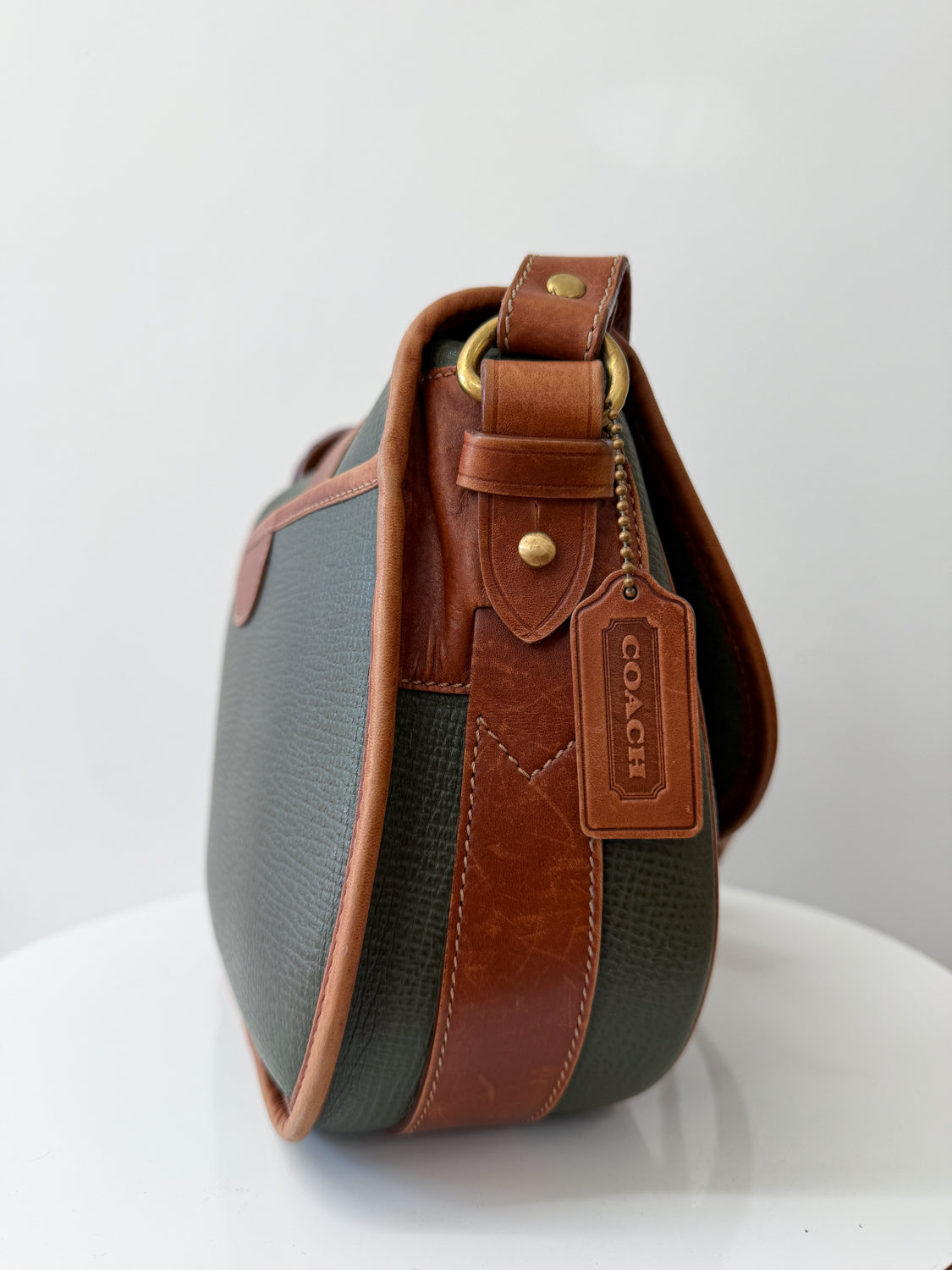 1990s Vintage COACH 4205 Lariat Bag in Green Pebble Leather - Made in Italy 1992 - RARE