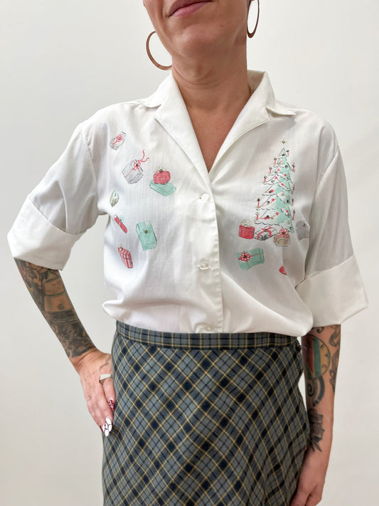 1950s Vintage Holiday Tree Carriage Ride Christmas Presents Novelty Sequin Blouse