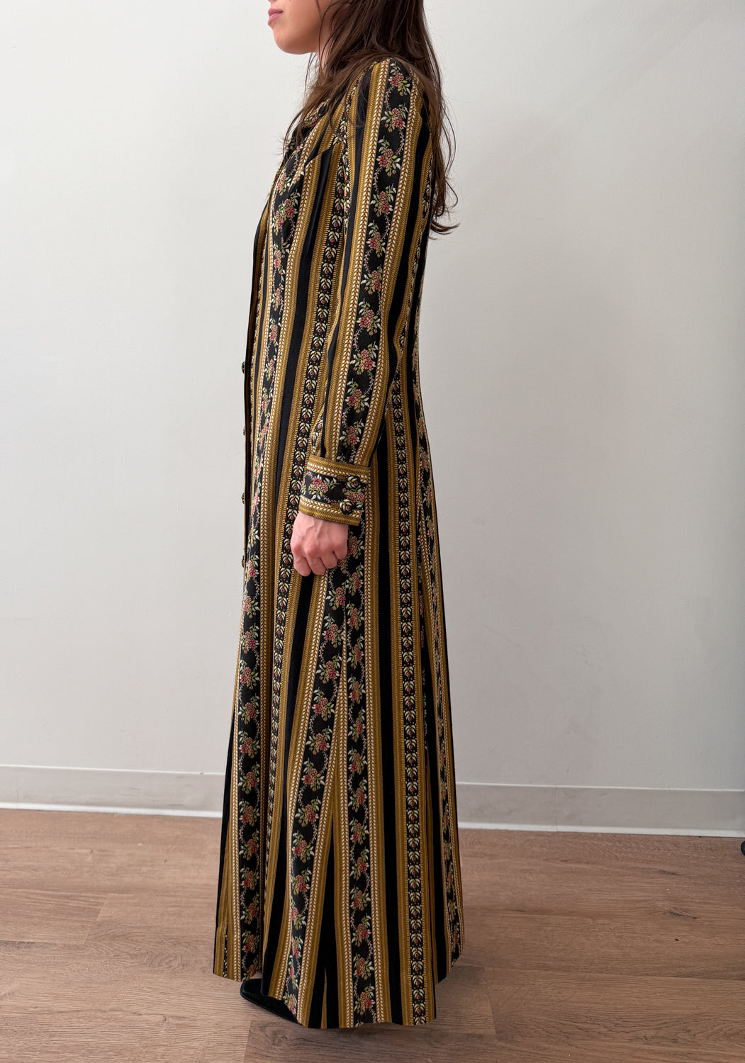 1970s Vintage Romantic Dark Floral Tapestry Duster Coat Jacket