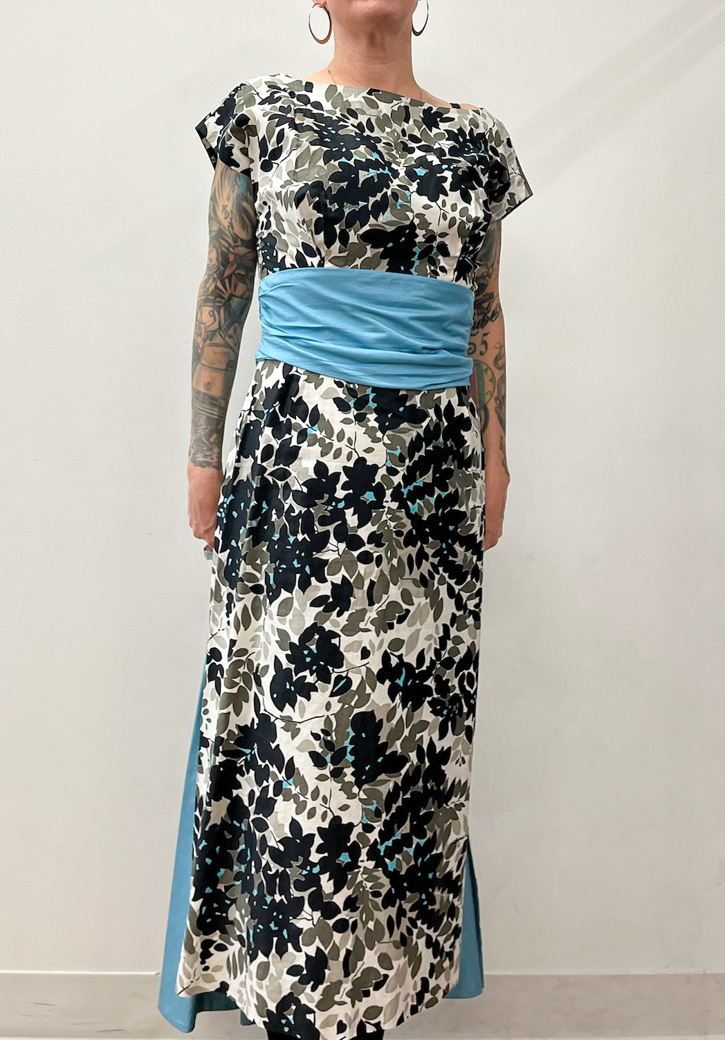 1950s Vintage Formal Cocktail Fern Print Dress with Dramatic Blue Sash and Train 1950s Vintage Formal Cocktail Fern Print Dress with Dramatic Blue Sash and Train