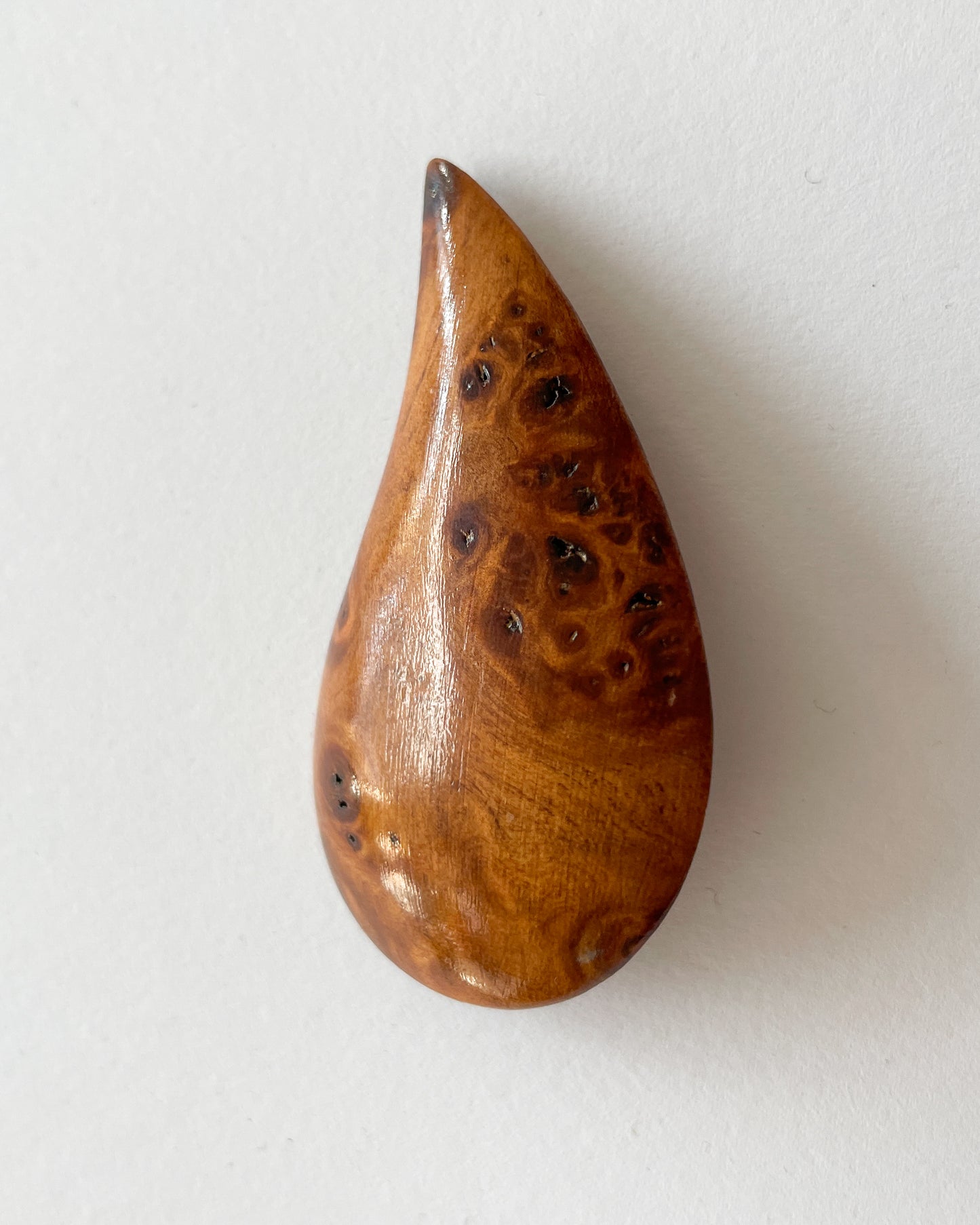 1950s Vintage Burlwood Teardrop Brooch Pin