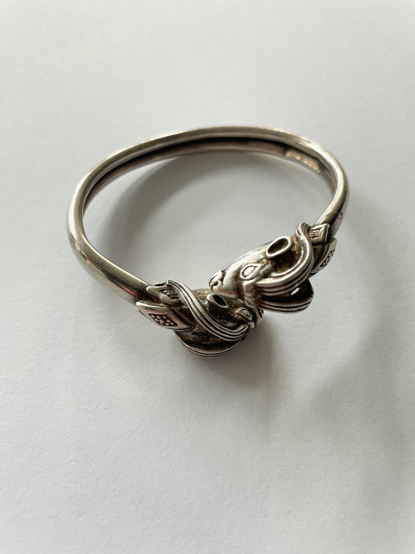1960s Vintage Sterling Silver Double Ram Heads Aries Cuff Bracelet