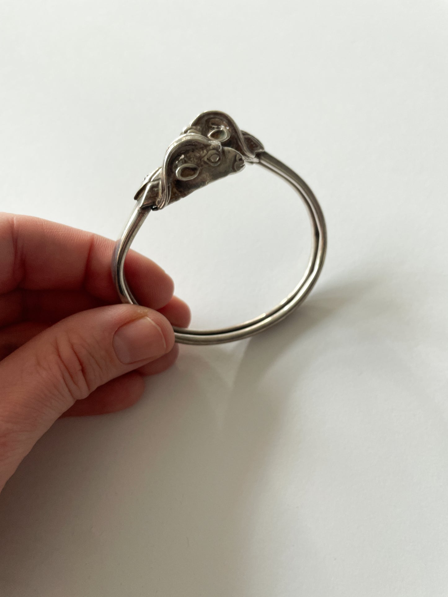 1960s Vintage Sterling Silver Double Ram Heads Aries Cuff Bracelet