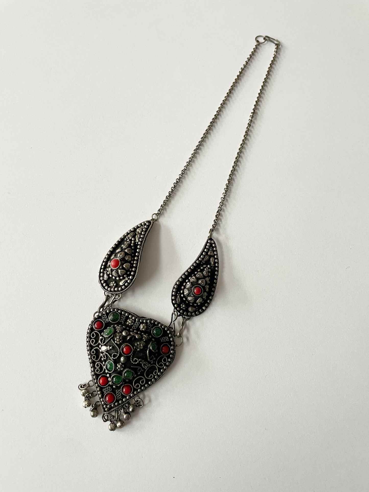 1970s Vintage Heart & Teardrop Statement Necklace