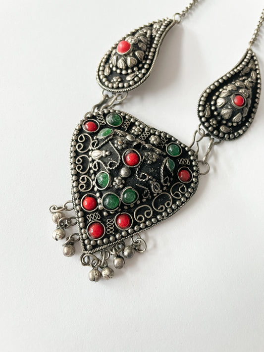 1970s Vintage Heart & Teardrop Statement Necklace