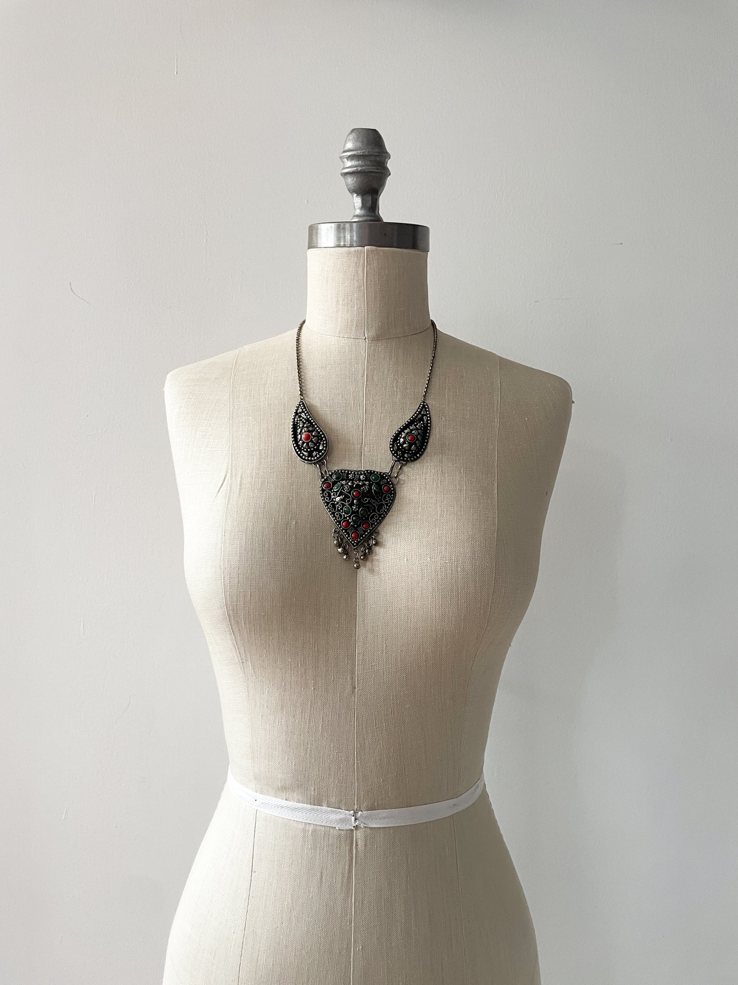 1970s Vintage Heart & Teardrop Statement Necklace