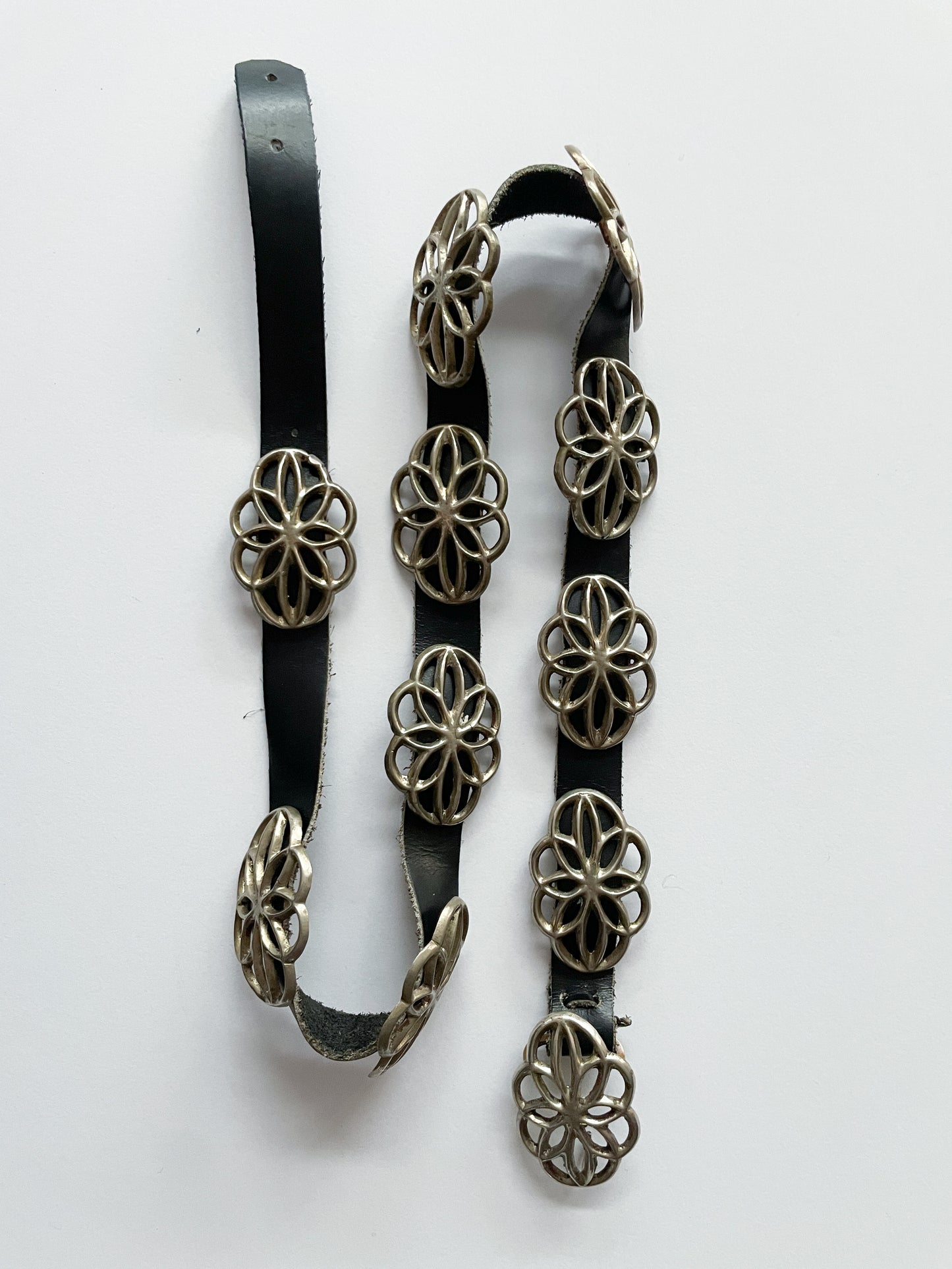 1970s Vintage Navajo Sandcast Sterling Silver and Leather Concho Belt