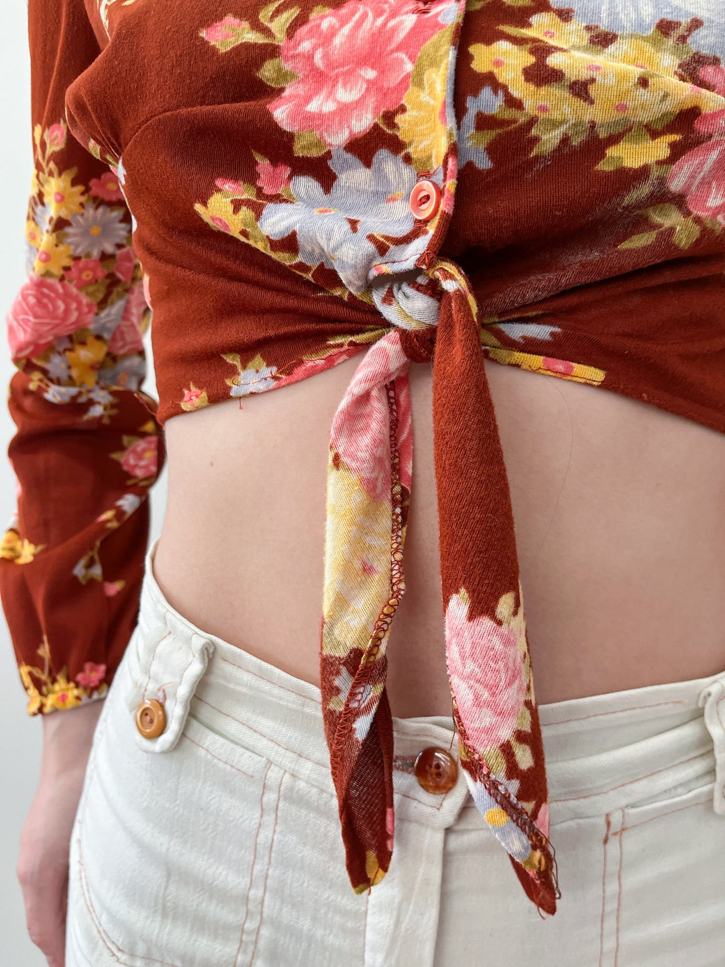 1970s Vintage Floral Collared Disco Crop Top