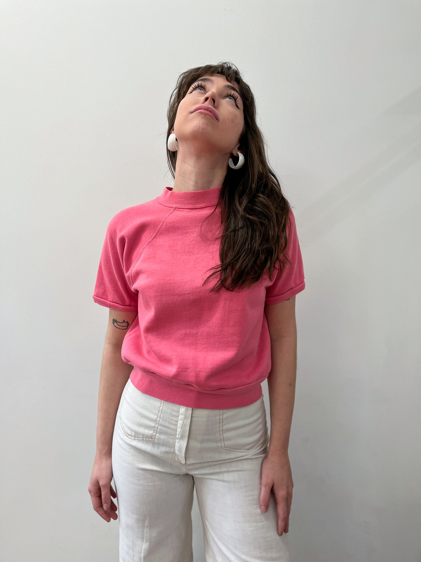 1970s Vintage Bright Bubblegum Pink Short Sleeve Raglan Crewneck