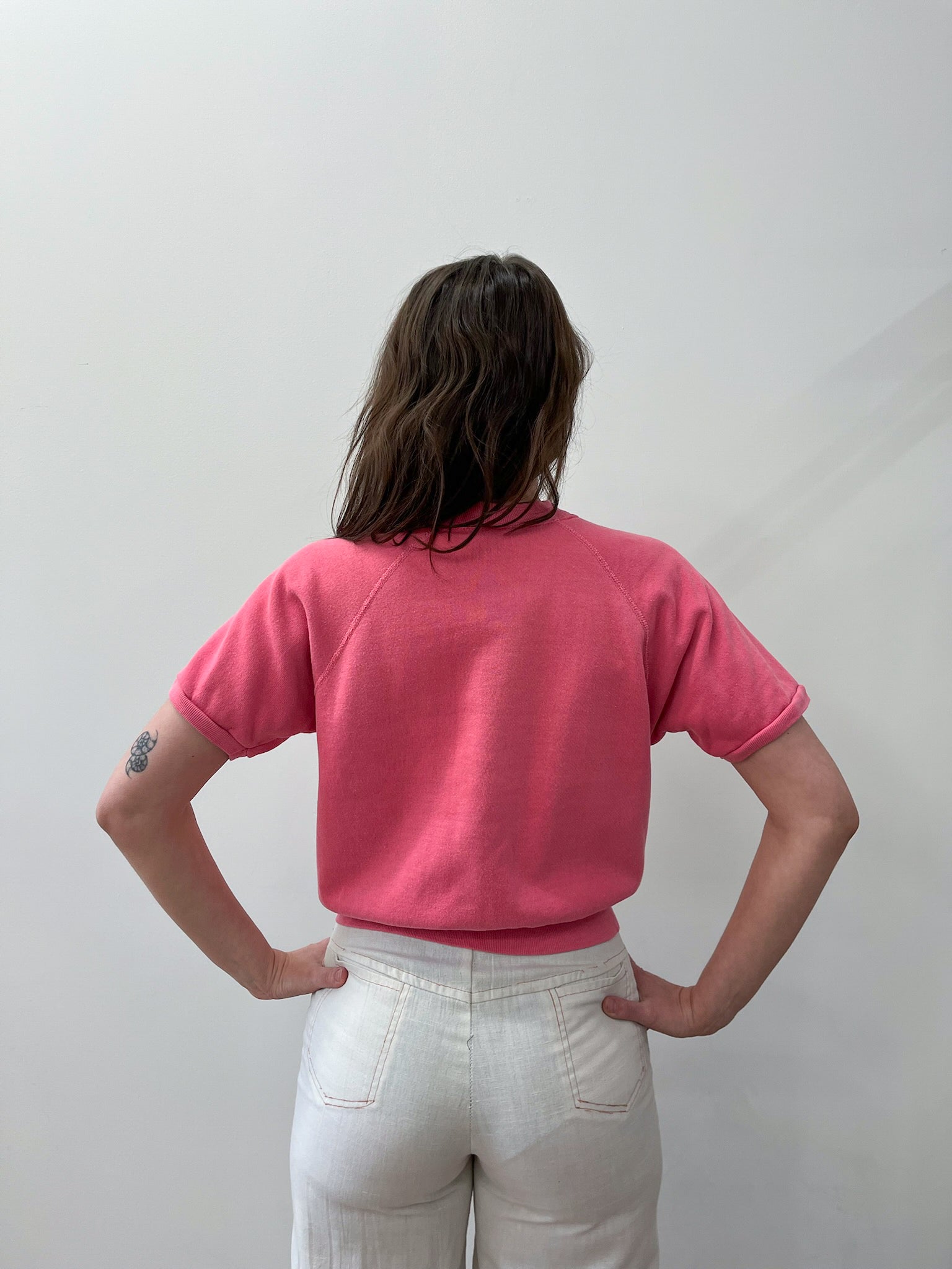 1970s Vintage Bright Bubblegum Pink Short Sleeve Raglan Crewneck
