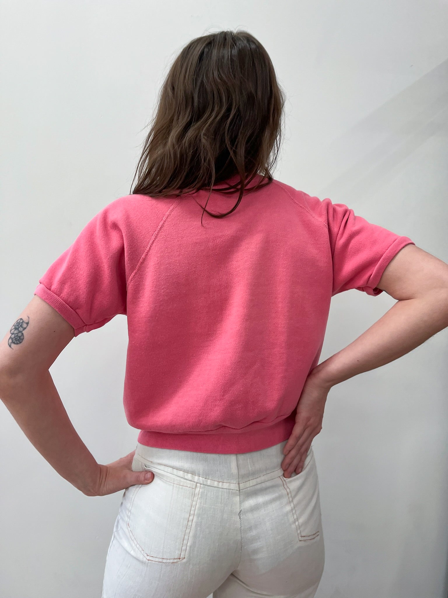 1970s Vintage Bright Bubblegum Pink Short Sleeve Raglan Crewneck